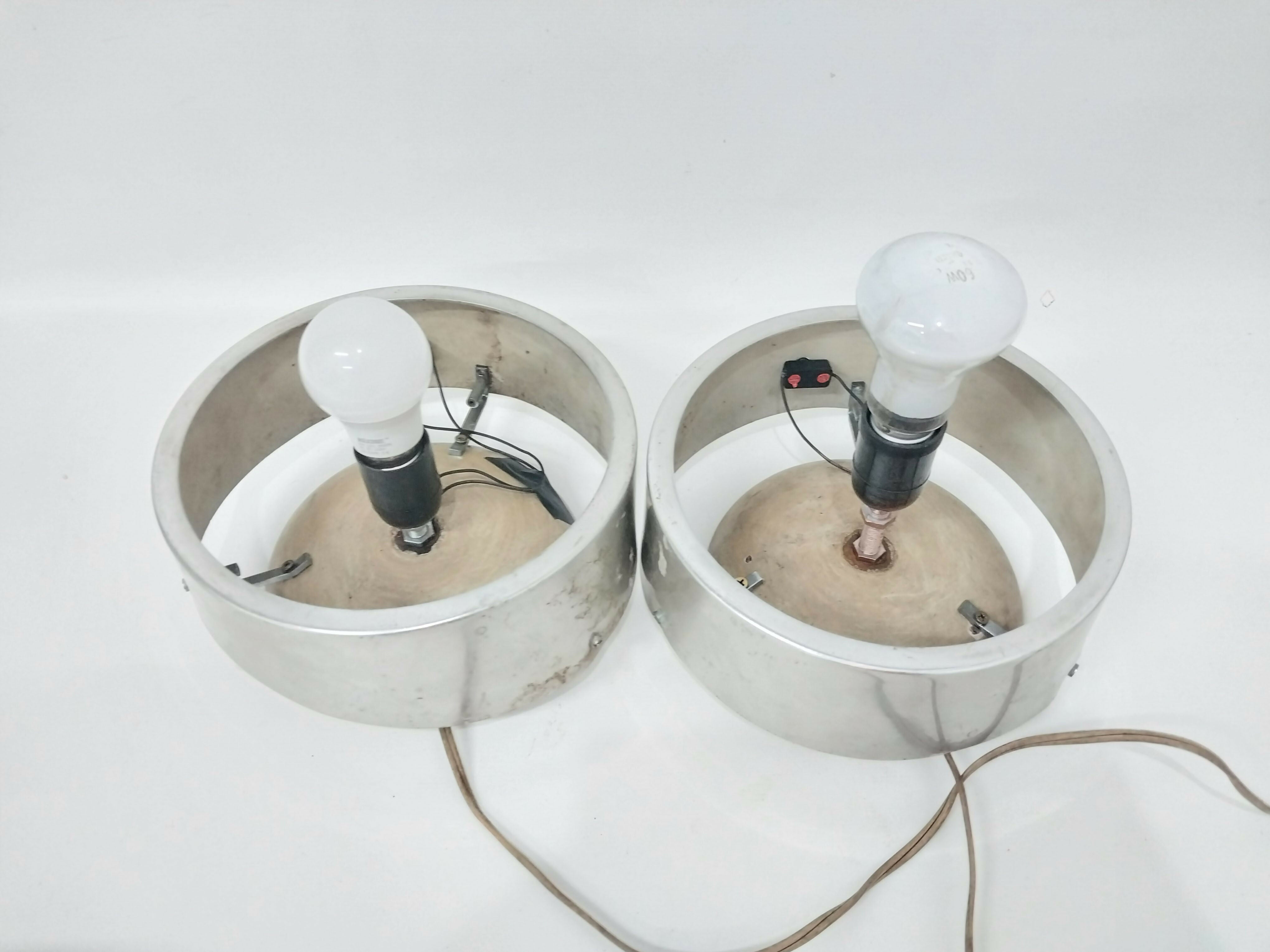 Par de Luminárias Mid Century em Metal e Opalina