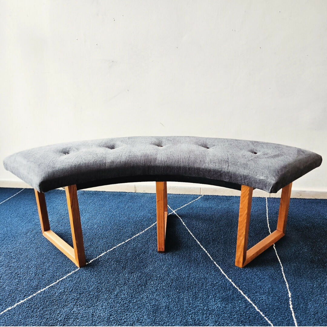 BANCO CURVO ANOS 50 EM PAU-MARFIM