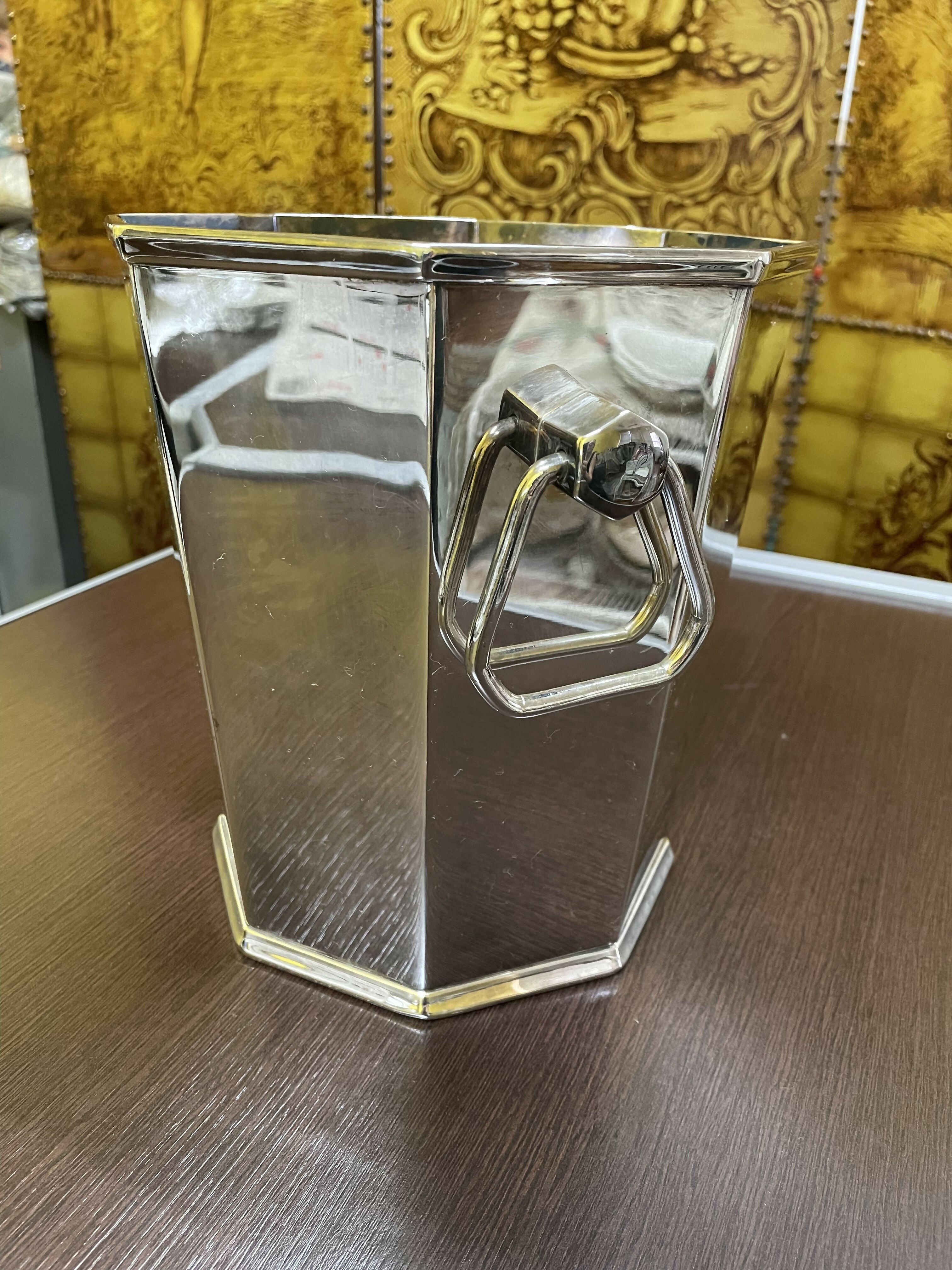 Balde de gelo octogonal em metal espessurado a prata