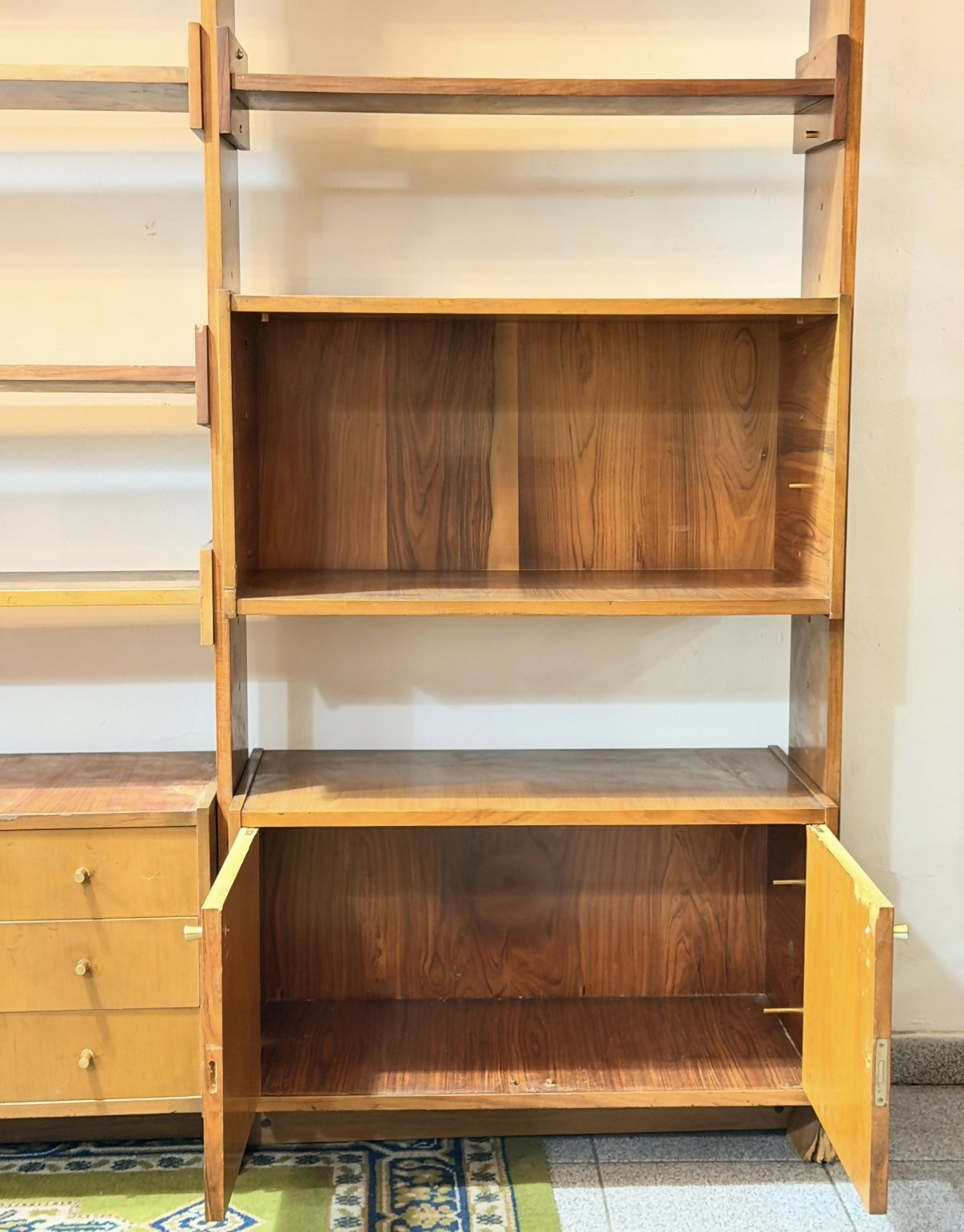 Estante modular em Caviúna, anos 60