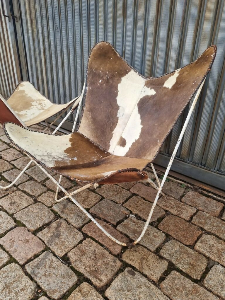 Par poltronas Butterfly em couro natural
