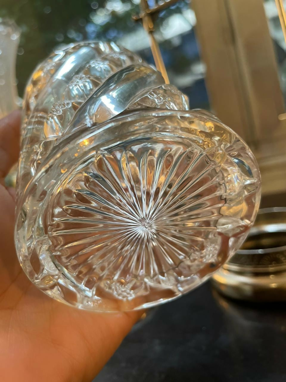 Recipiente para picles em cristal e metal espesso a prata