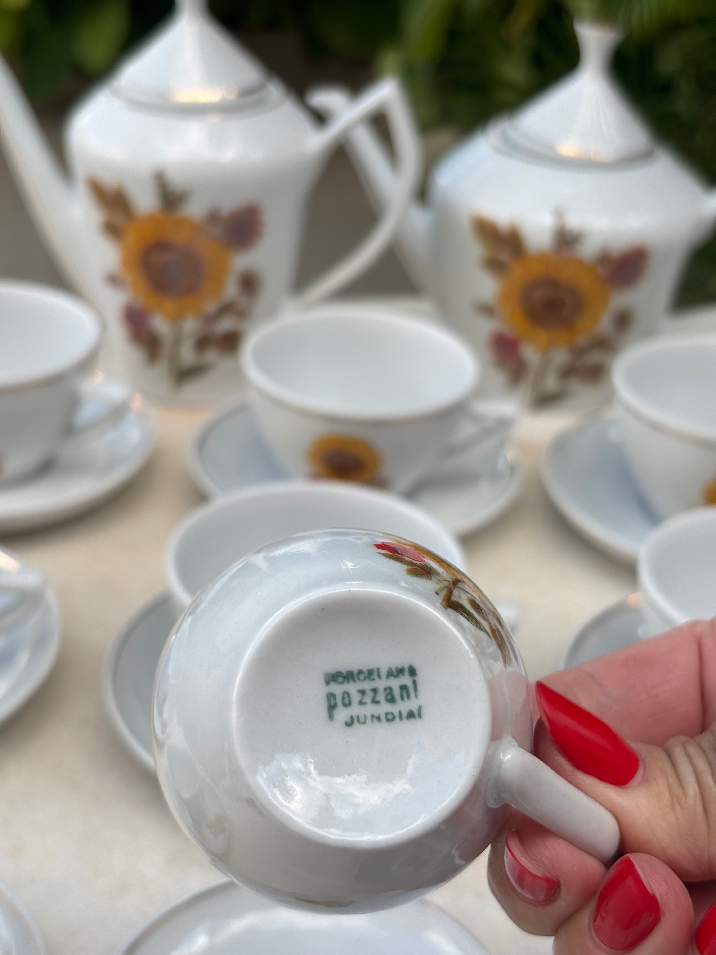 Aparelho de Chá e Café Porcelana Pozzani Girassol - 33 Peças (Na Caixa Original)