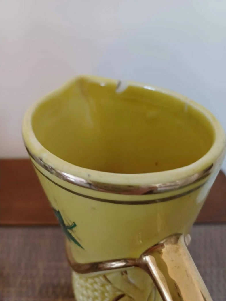 Vaso / Jarra em forma de Bota Amarela