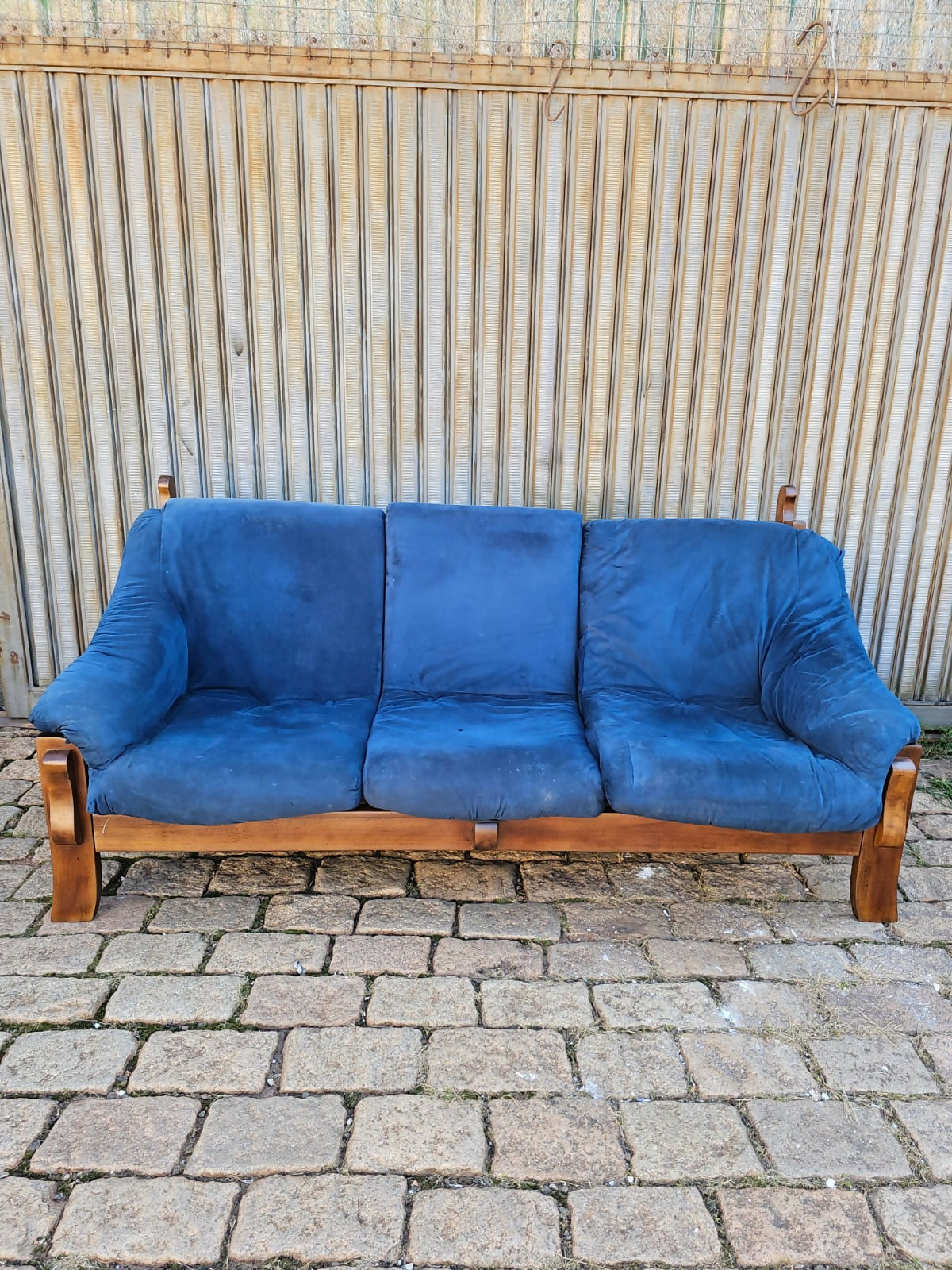 Conjunto sofá Probel S.A – Jean Gillon