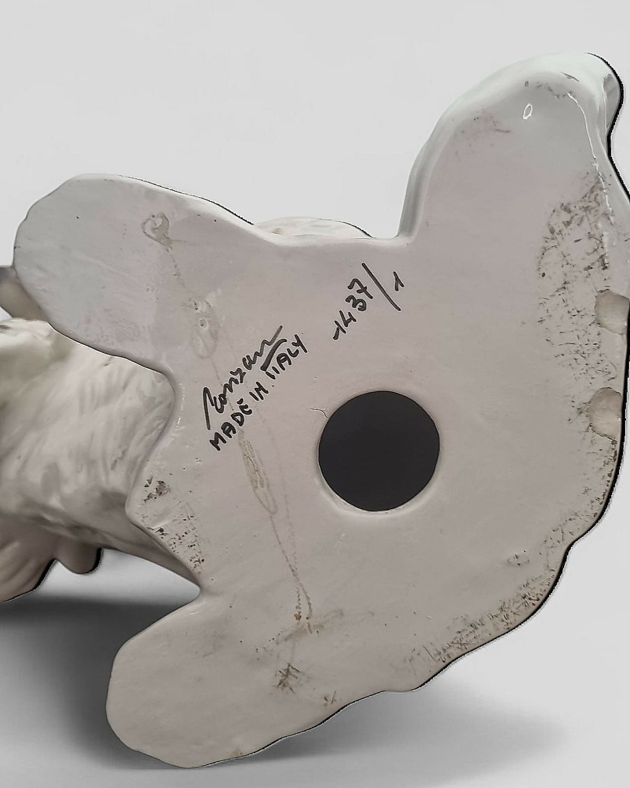 Escultura em grandes dimensões de cão ´´cocker``em cerâmica italiana do artista Giovanni Ronzan.