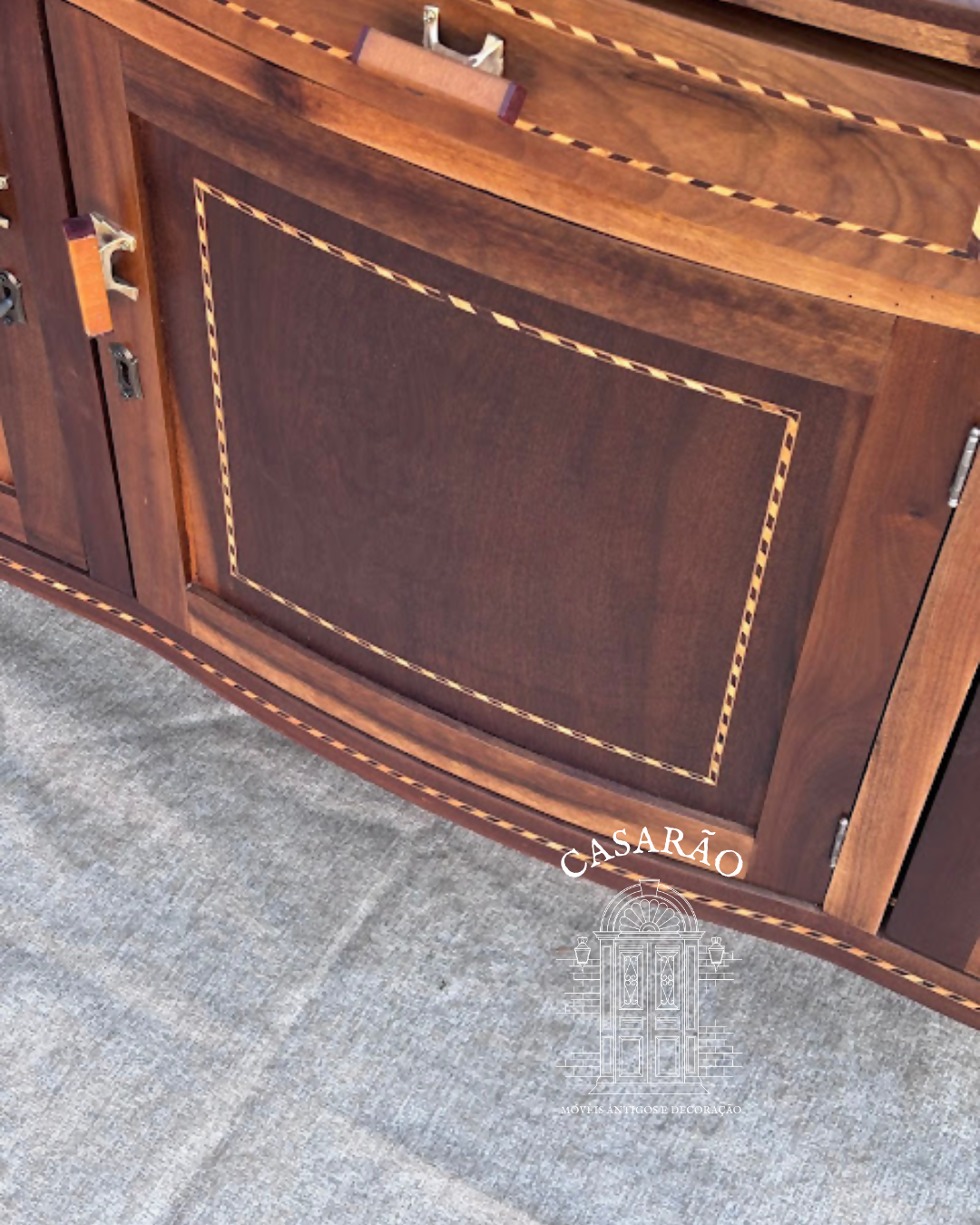 Buffet/ balcão/ aparador marchetaria