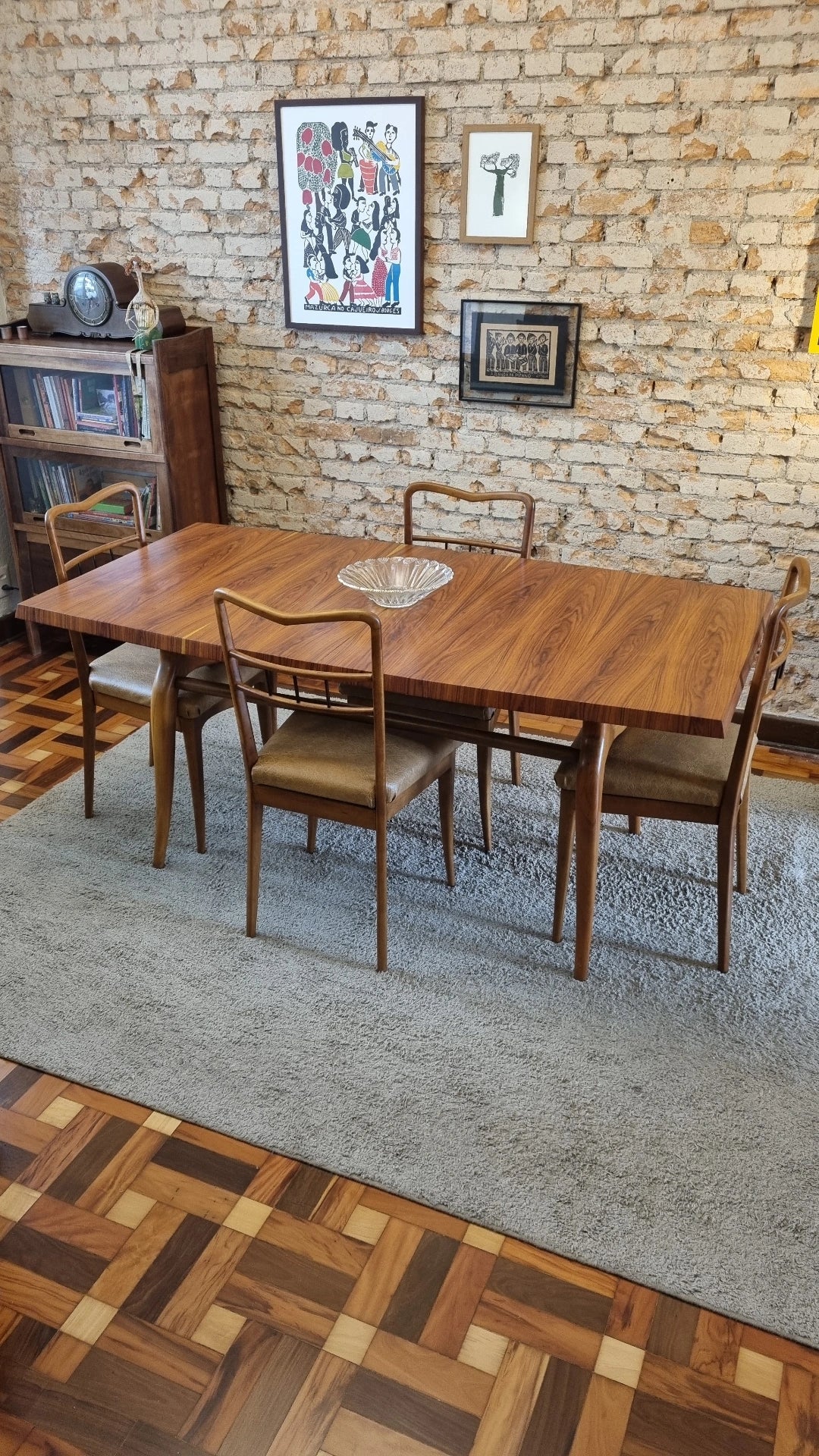 Mesa de jantar Retangular Extensível em Pau Ferro e Peroba - restaurada 