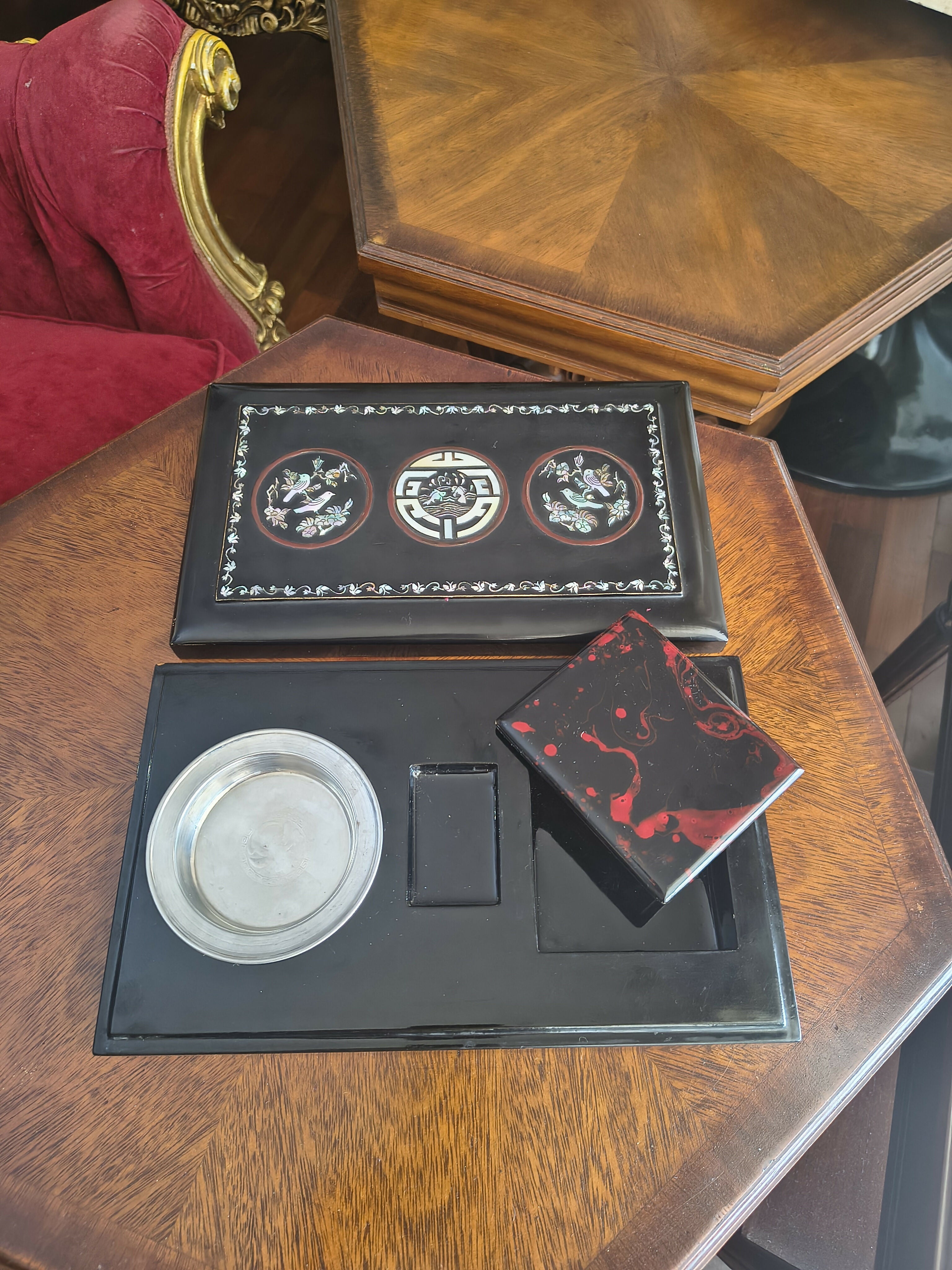 Caixa de tabaco Chinoiserie em Laca Negra