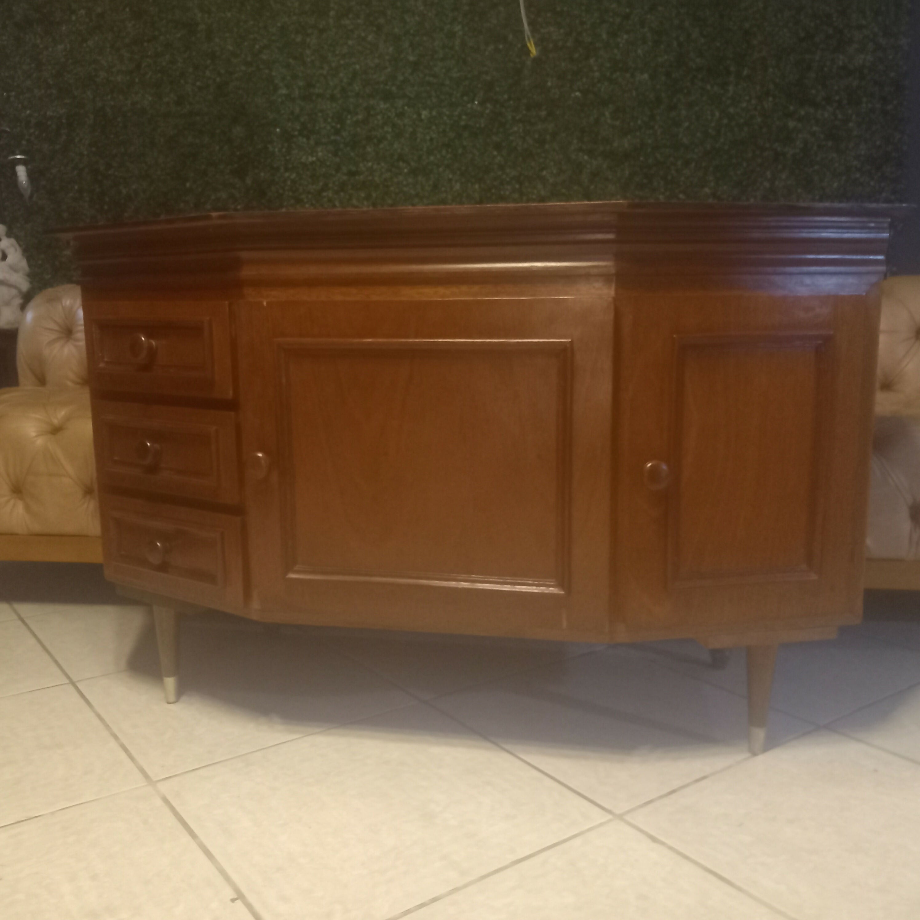 Aparador / Buffet com portas e gavetas