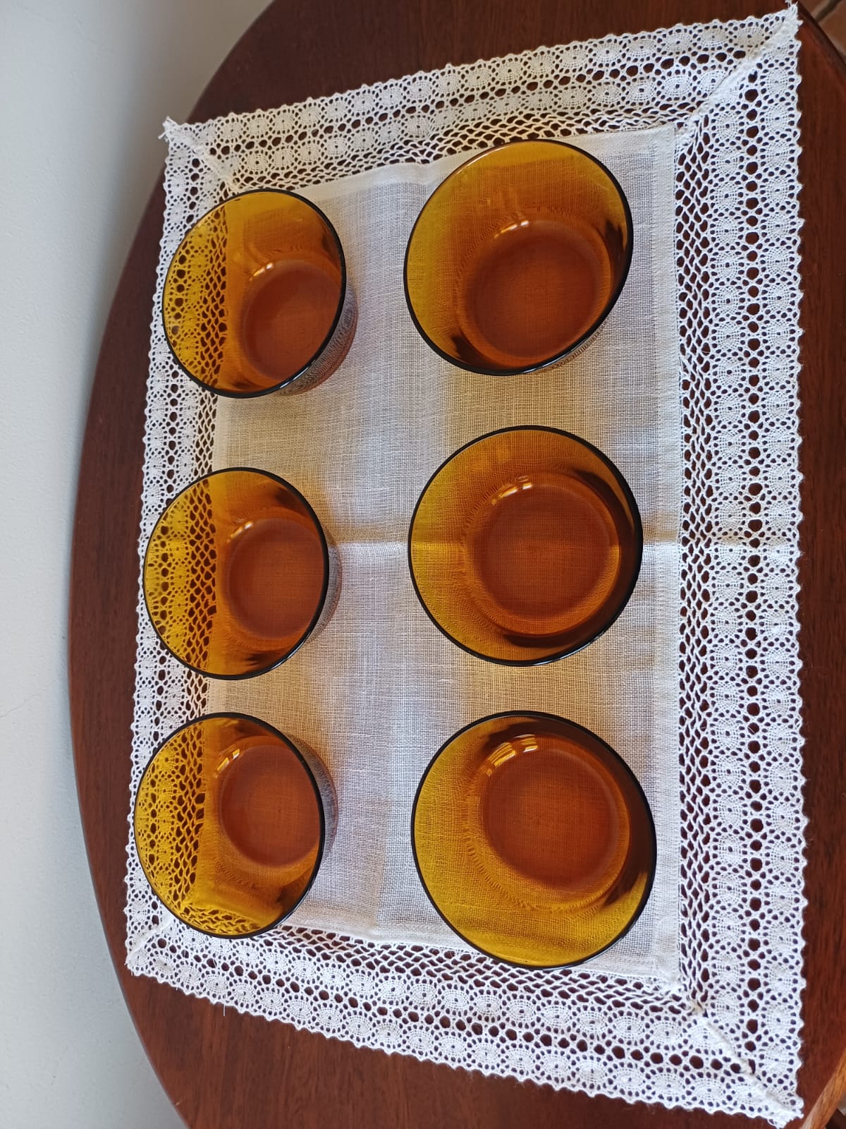 Potes duralex âmbar para sobremesa (10 cm).