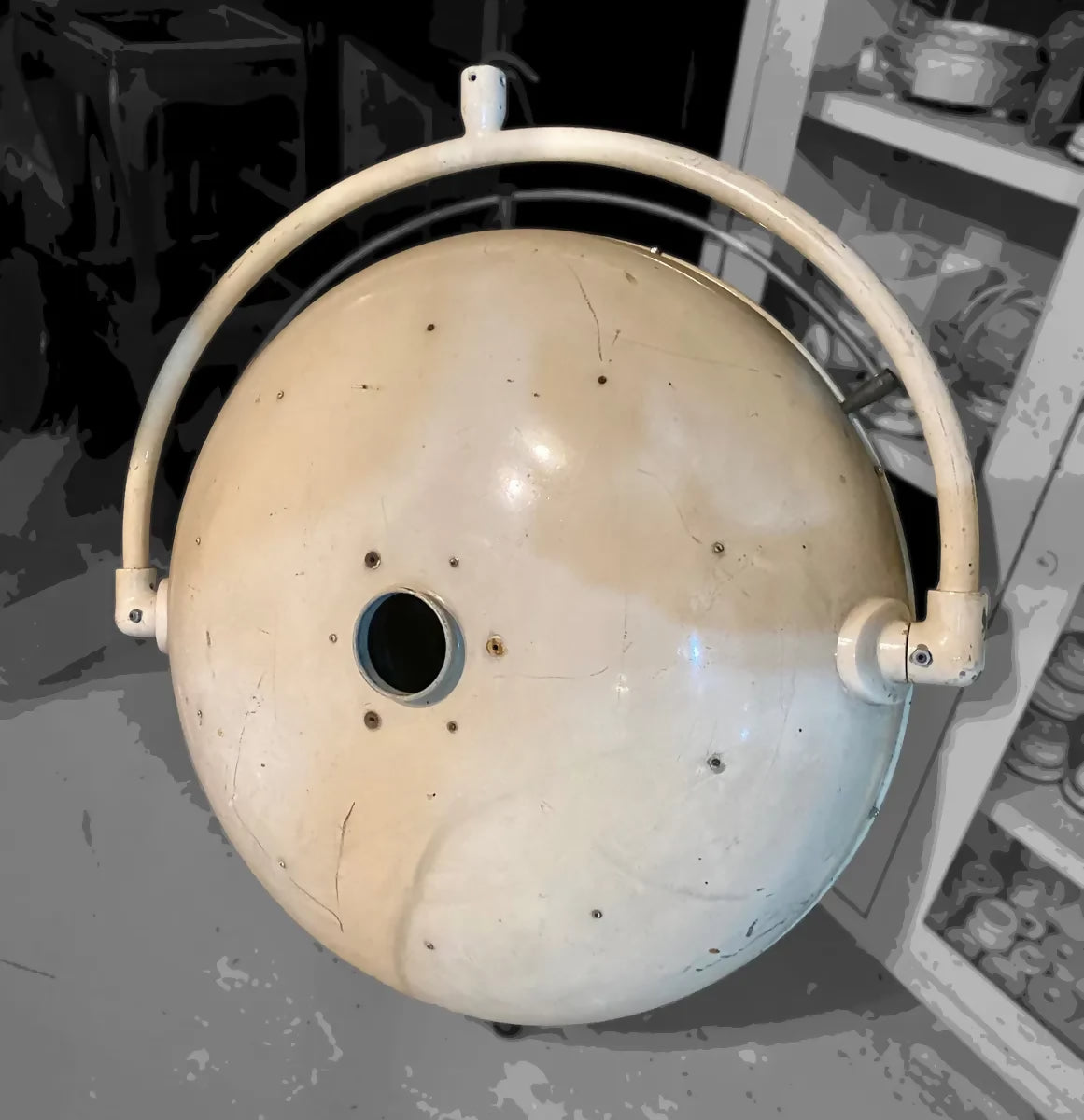 Luminária holofote antigo customizado