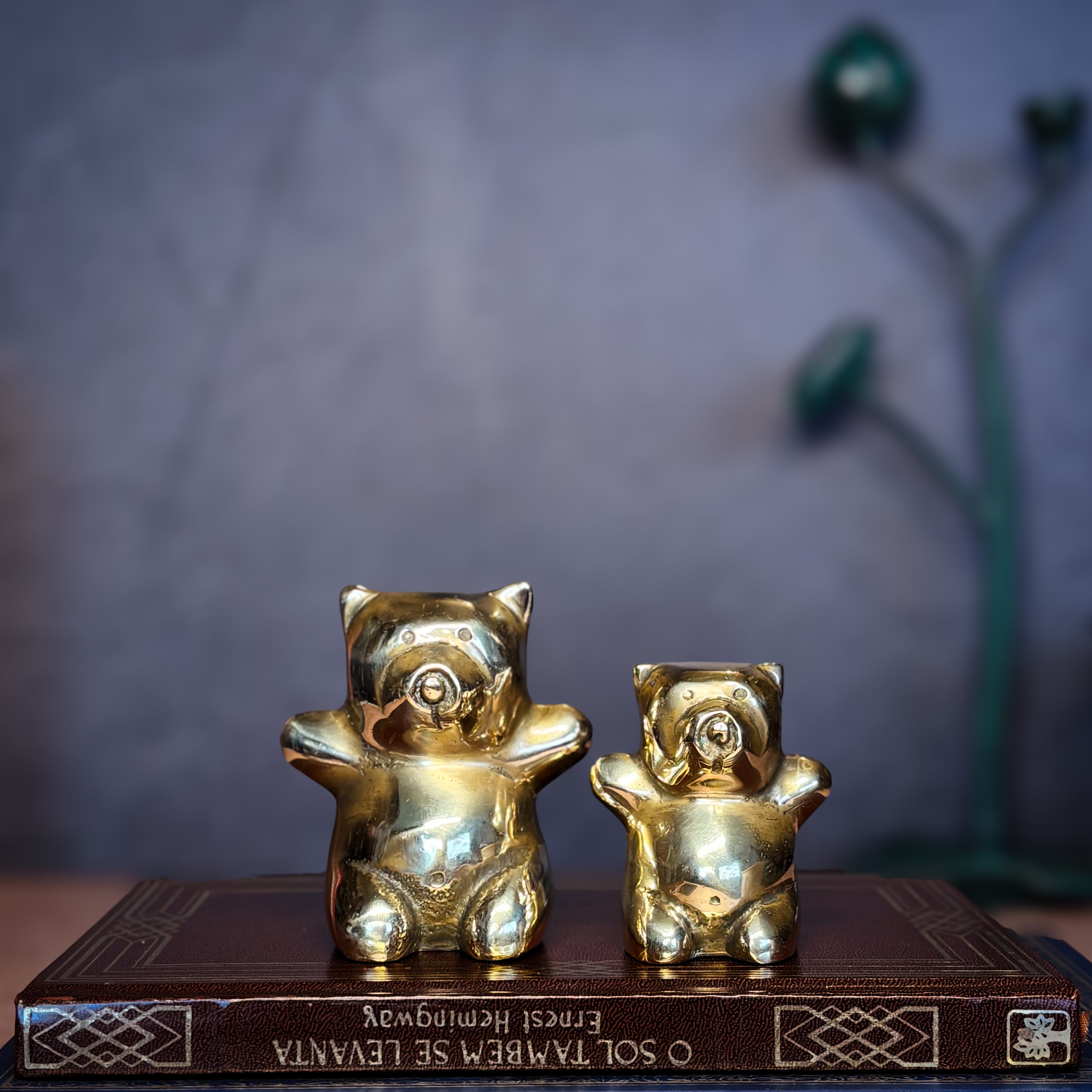 Par de ursinhos em bronze, segunda metade do século XX