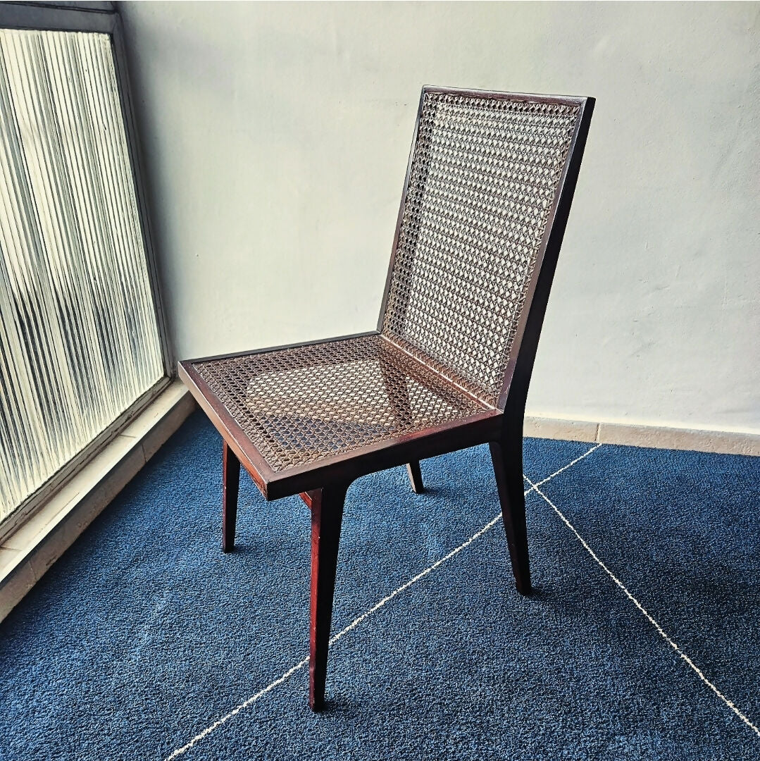 CADEIRA ANOS 50 EM JACARANDÁ E PALHINHA