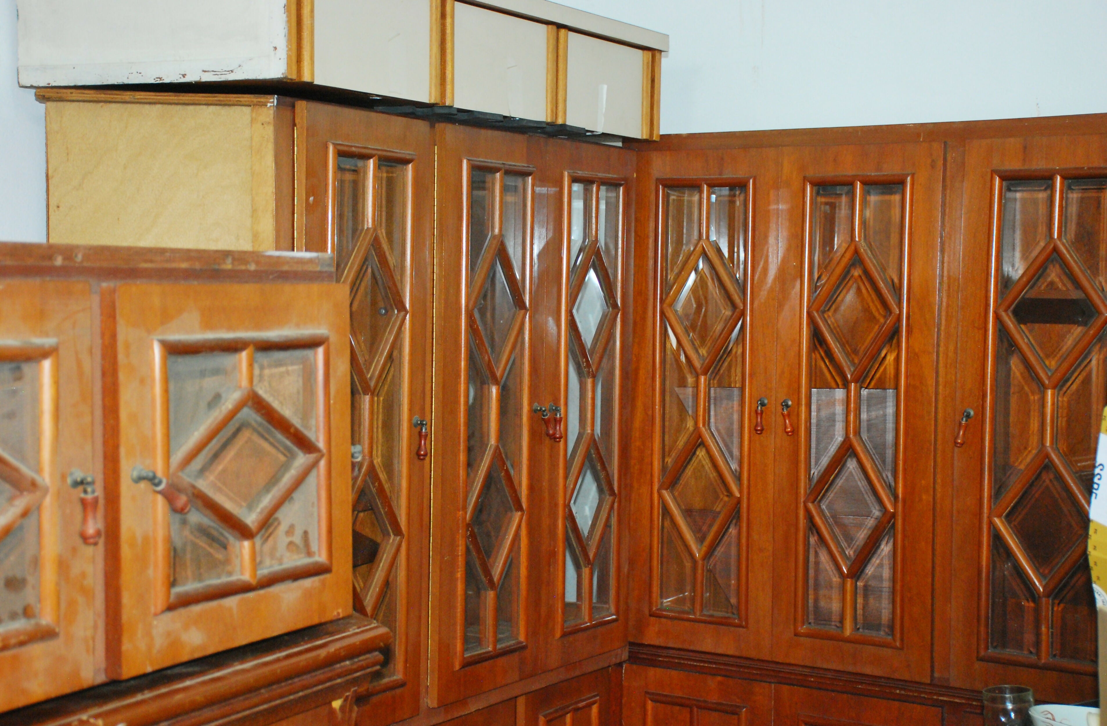 barzinho em madeira anos 80 , balcao e cuba