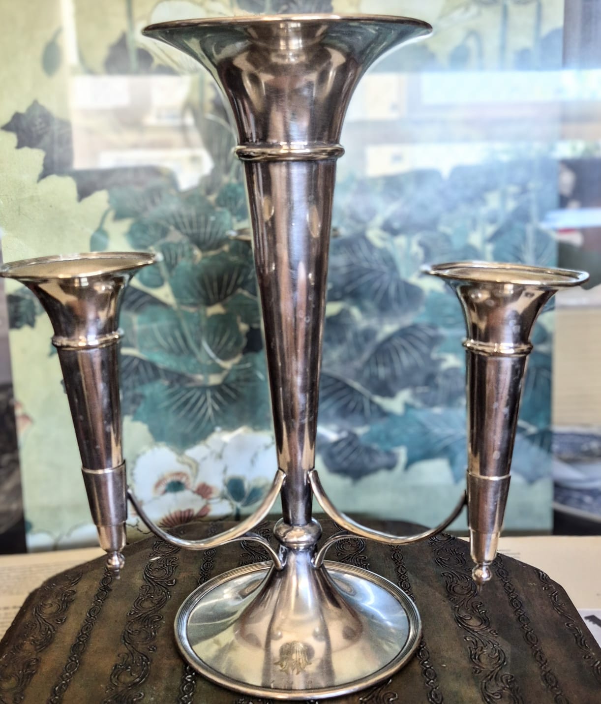  Incrível vaso epergne antigo em metal espessurado à prata inglesa Mappin &amp; Webb.
