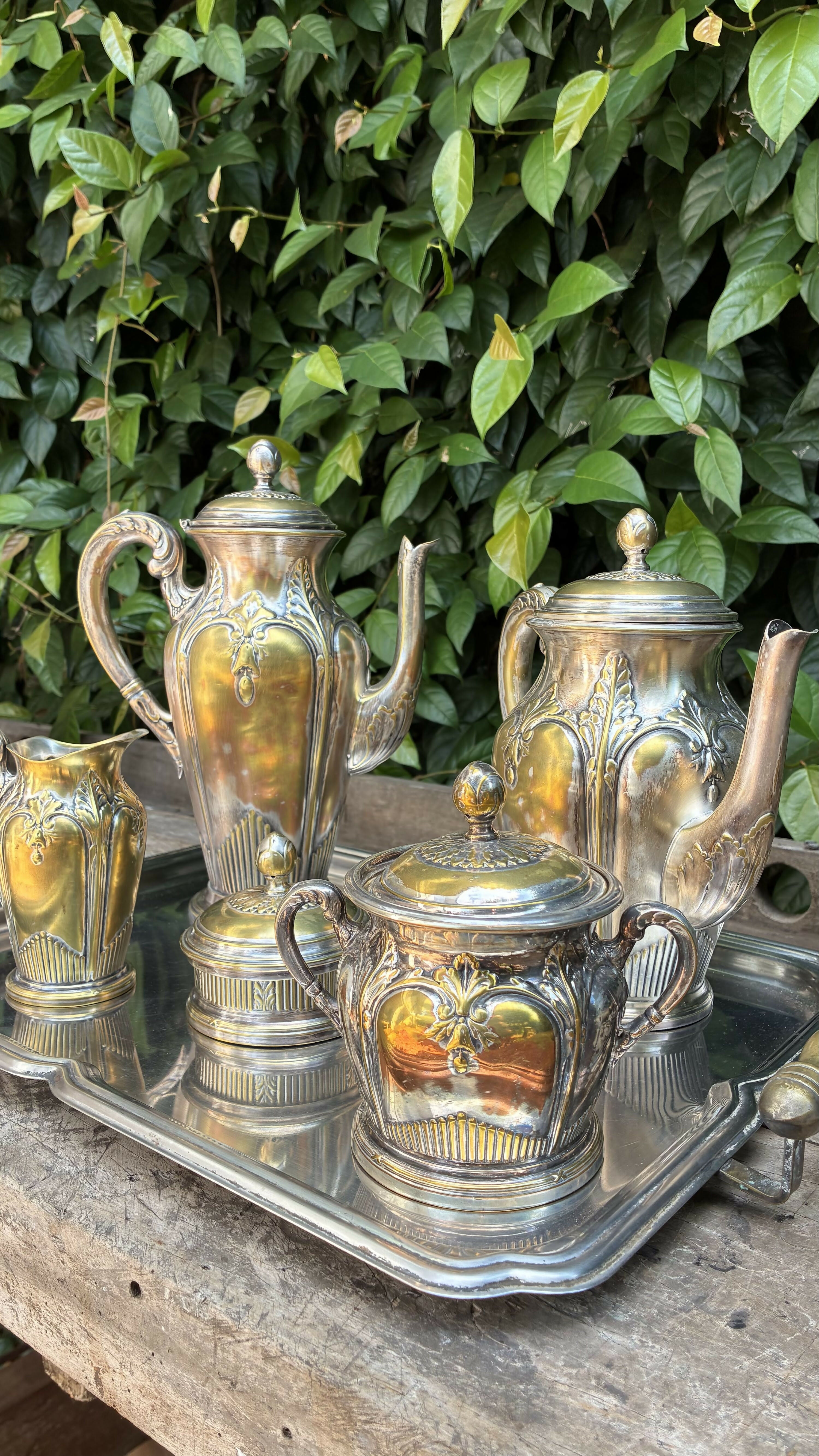 Conjunto de chá/café antigo Prateado e Dourado
