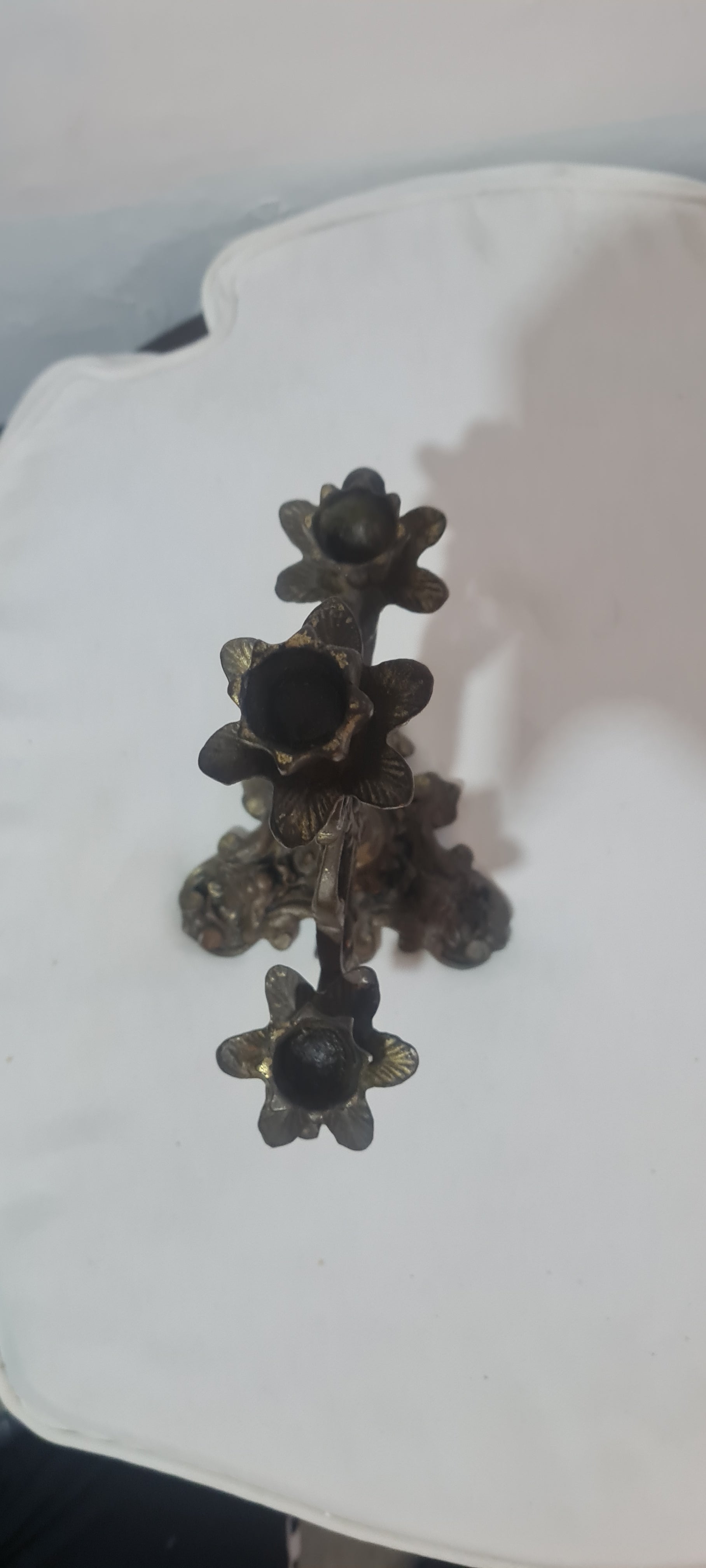 Candelabro Barroco em Bronze Maciço - Três Braços - Conservação Impecável