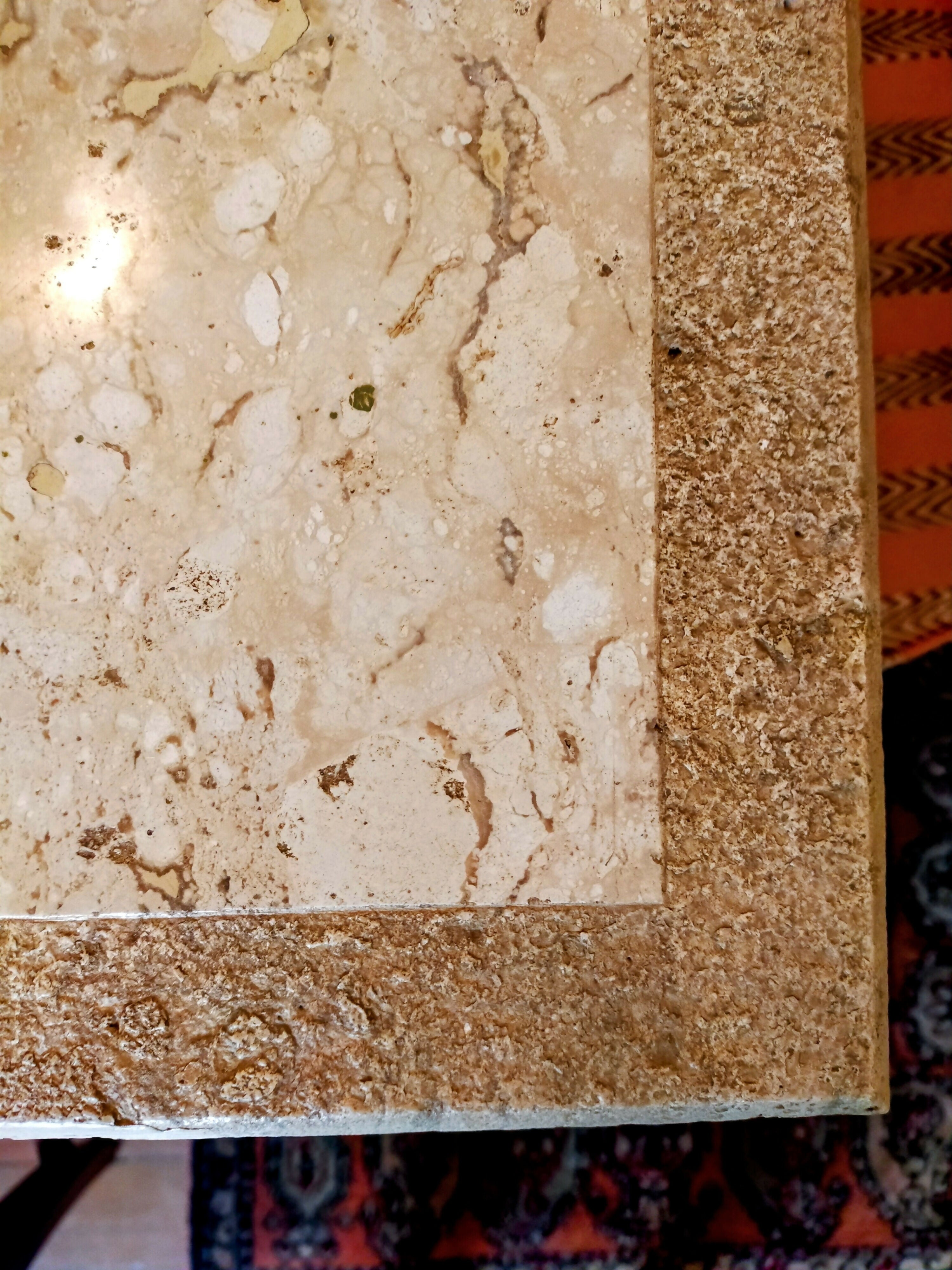 MESA DE MARMORE SOFISTICADA EM COR PERLATO ROYAL (8 LUGARES)