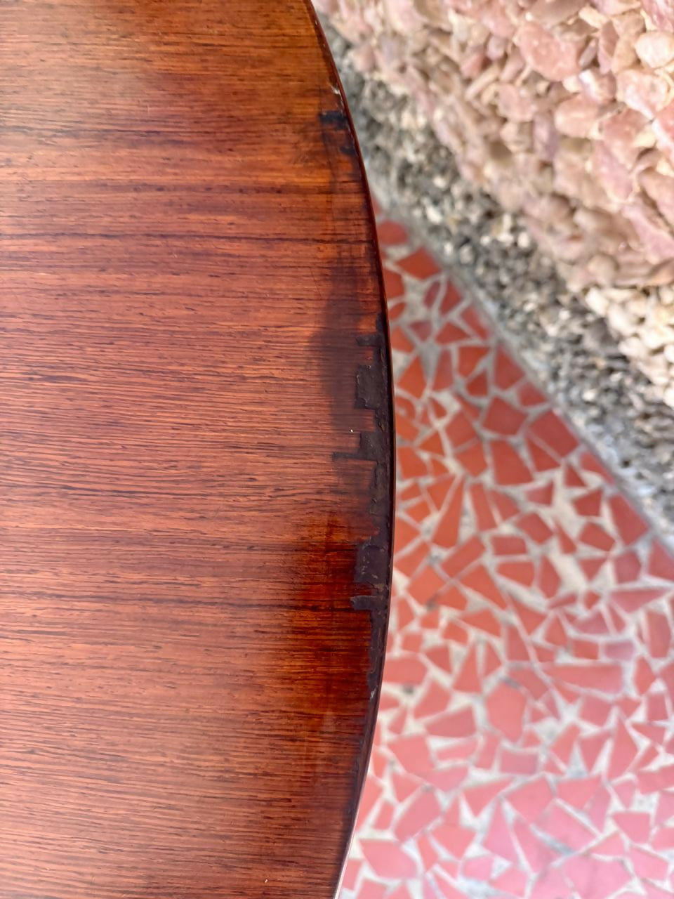 Mesa de jantar redonda em Jacarandá - Ernesto Hauner (Mobilínea)