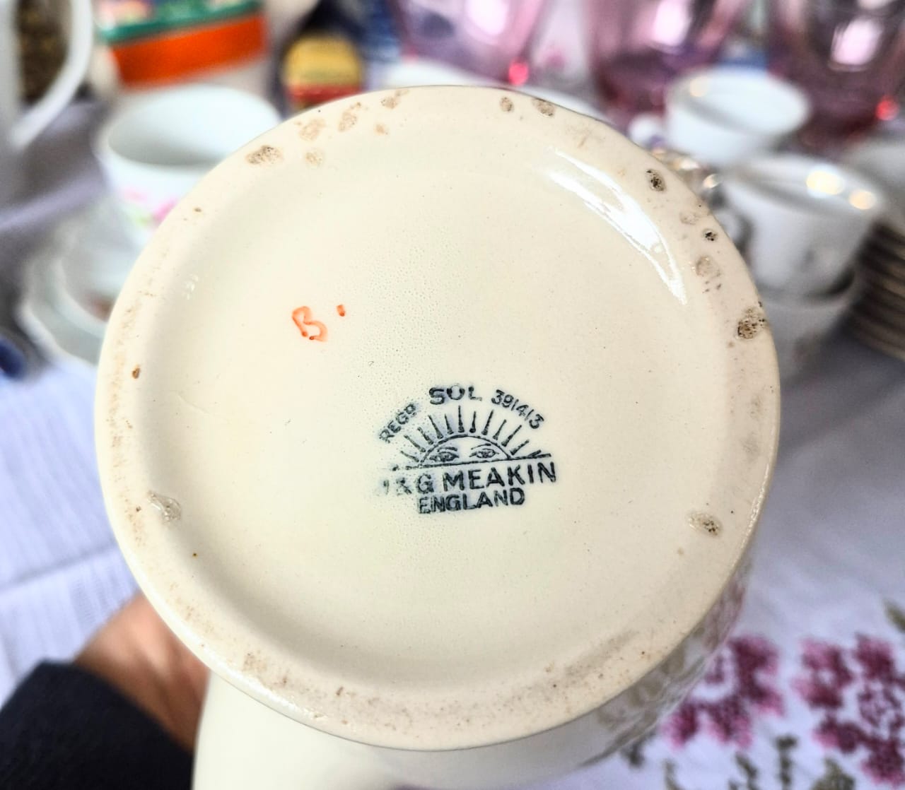 Bule para café em faiança antiga inglesa J&amp;G Meakin, linha Sol, anos 10/20. Perfeito