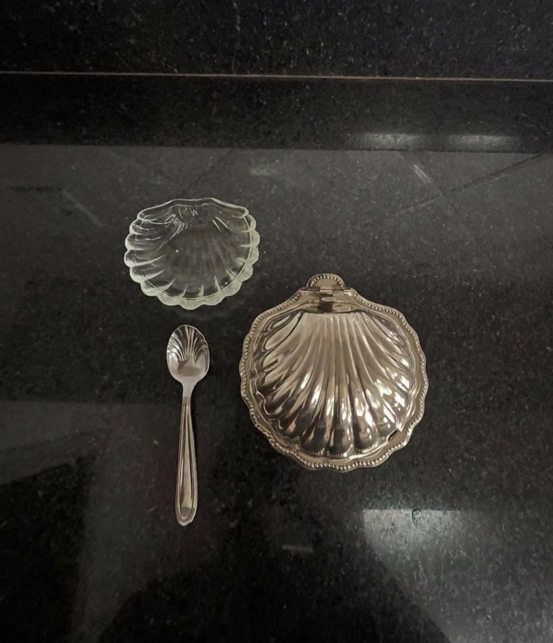 Conjunto para bolo Conchas e porta geleia em formato de conchas