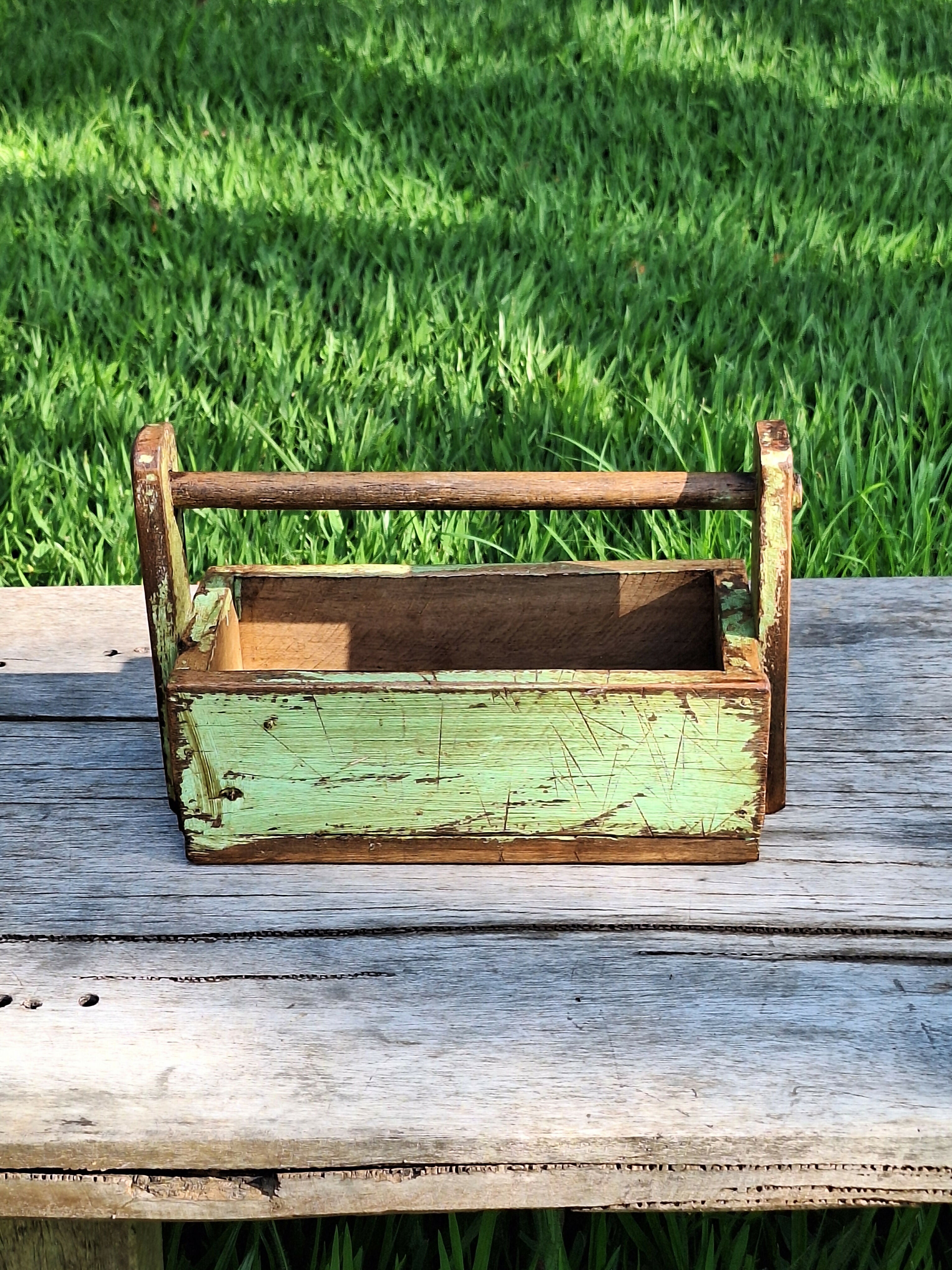 Caixa de Ferramenta Tinta Gasta Madeira Maciça Garimpo Mineiro