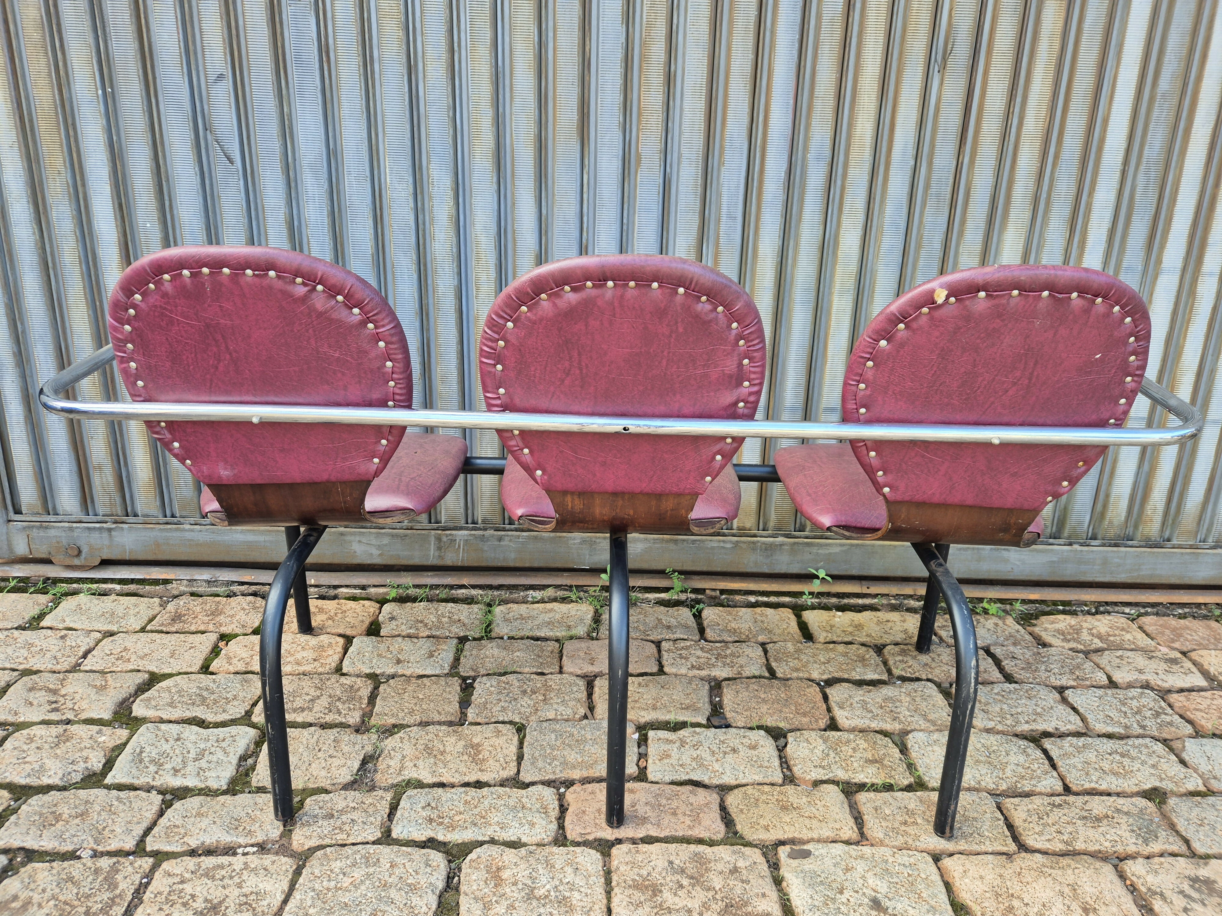 Longarina vintage anos 70 em ferro e courvin