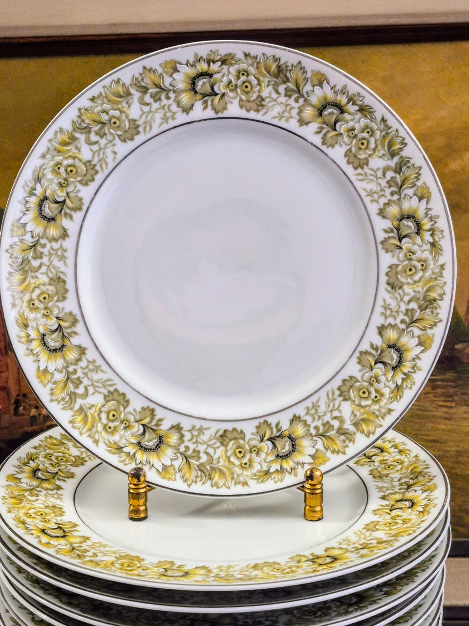 Conjunto de 20 pratos de sobremesa em porcelana vintage Real.  Ótimo estado!