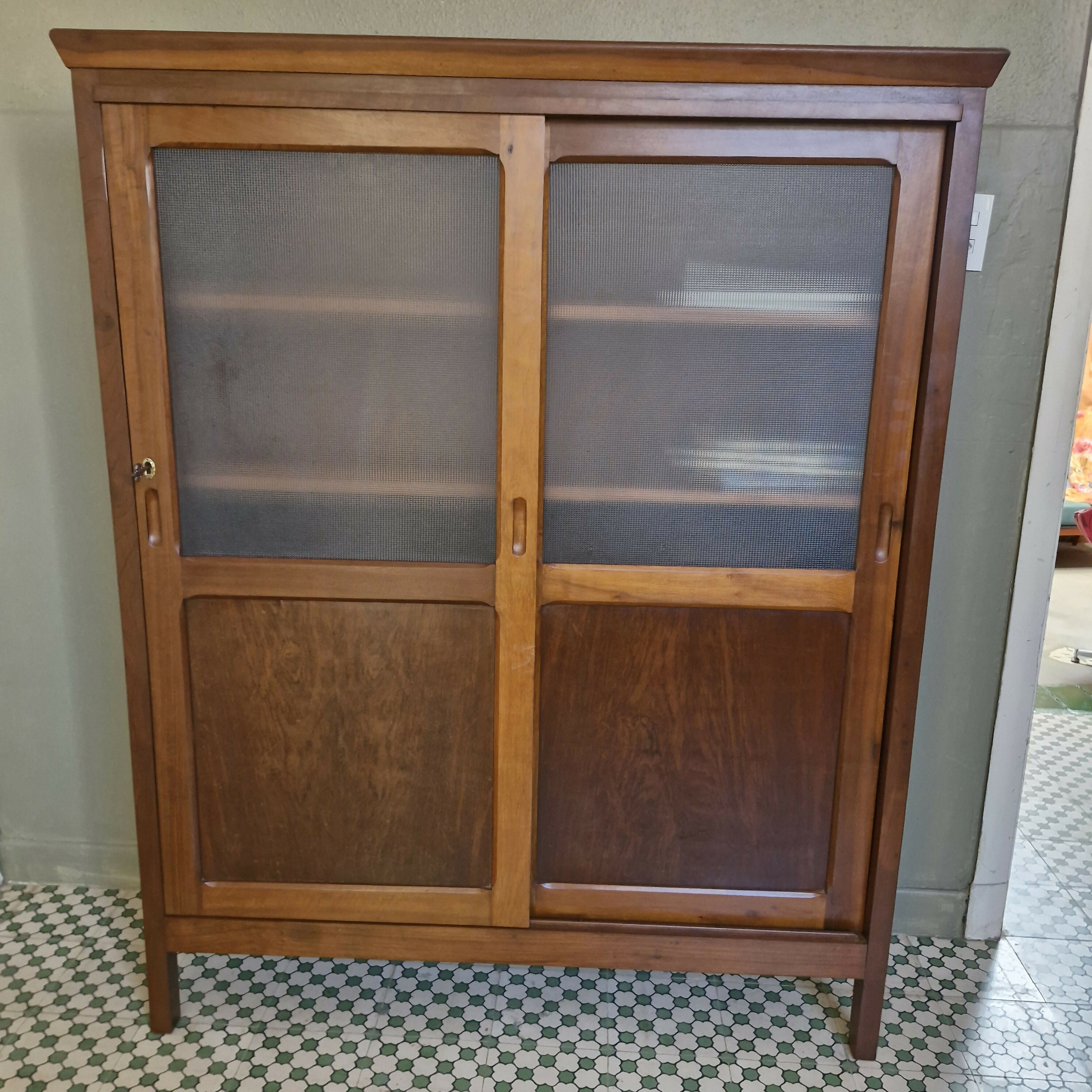 Livreiro Antigo (restaurado)