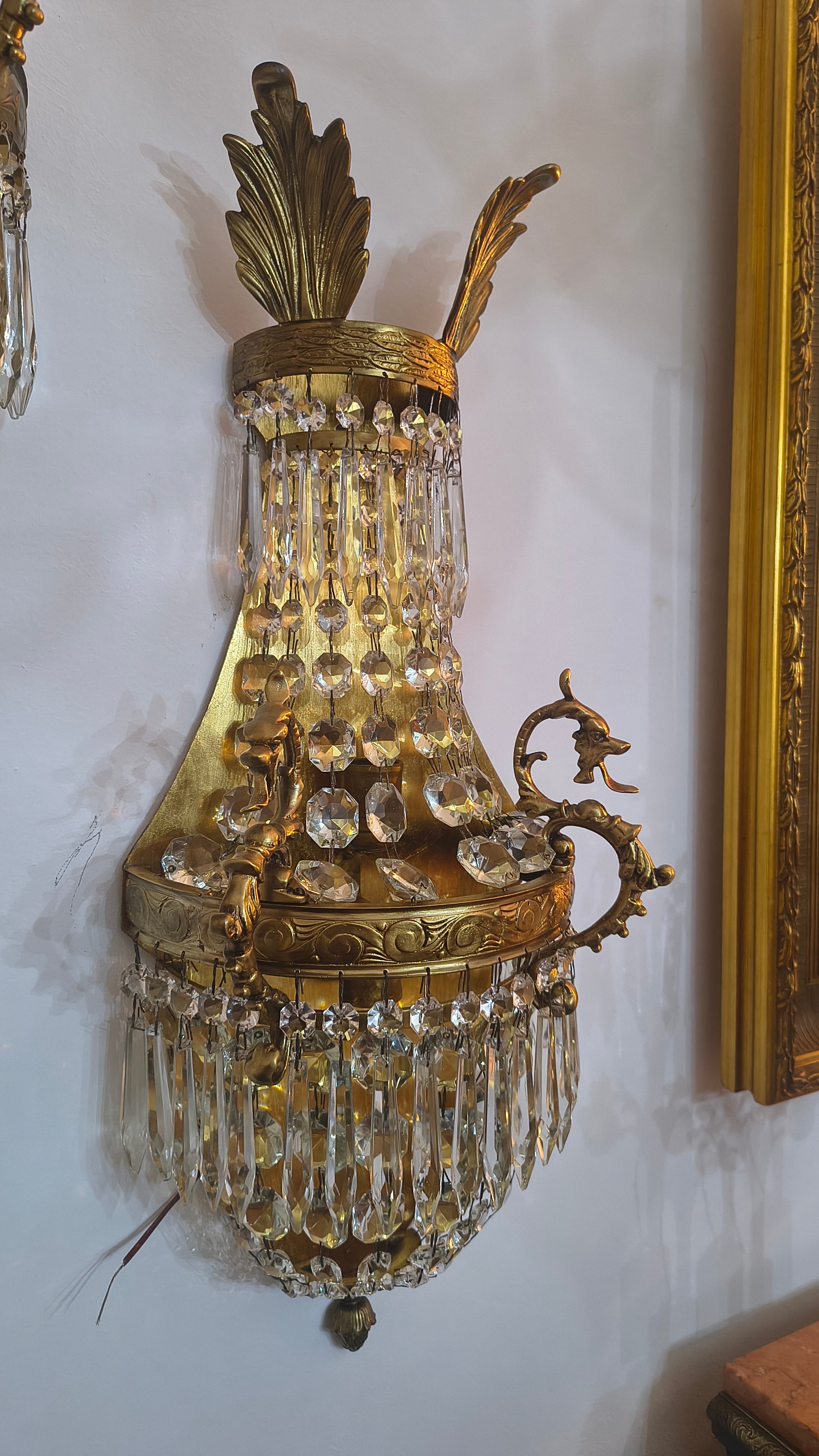 Par de Arandelas Império em cristal e bronze - restauradas
