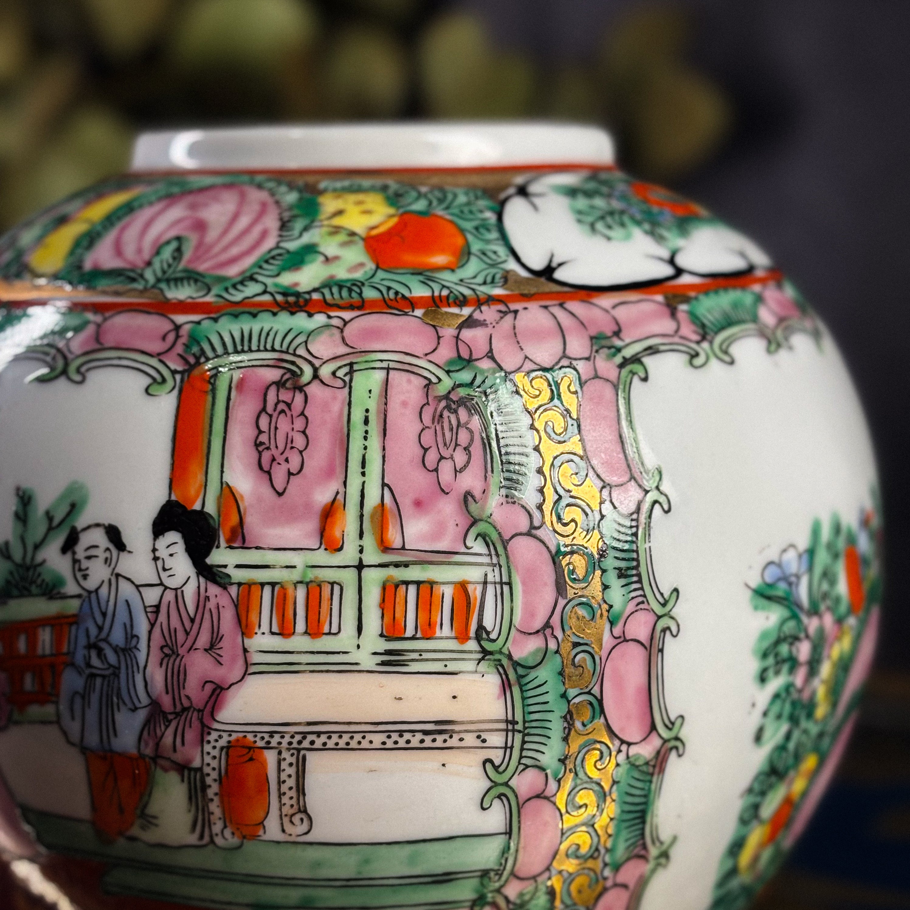 Potiche chinês Família Rosa em porcelana pintada à mão, anos 1970/1990