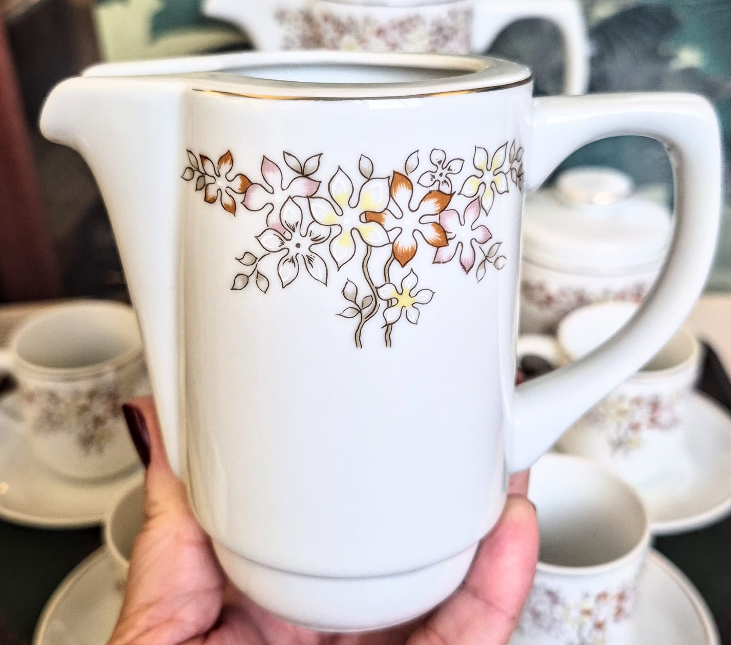 Conjunto para café com 8 peças perfeitas em porcelana vintage,  anos 60, Schmidt,  modelo Skandia. 