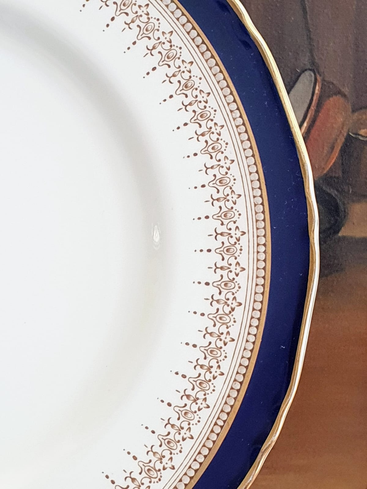 Conjunto de 10 pratos rasos em porcelana fine bone China inglesa Royal Worcester, modelo Regency,  Casa Muniz.  Impecáveis e incríveis!