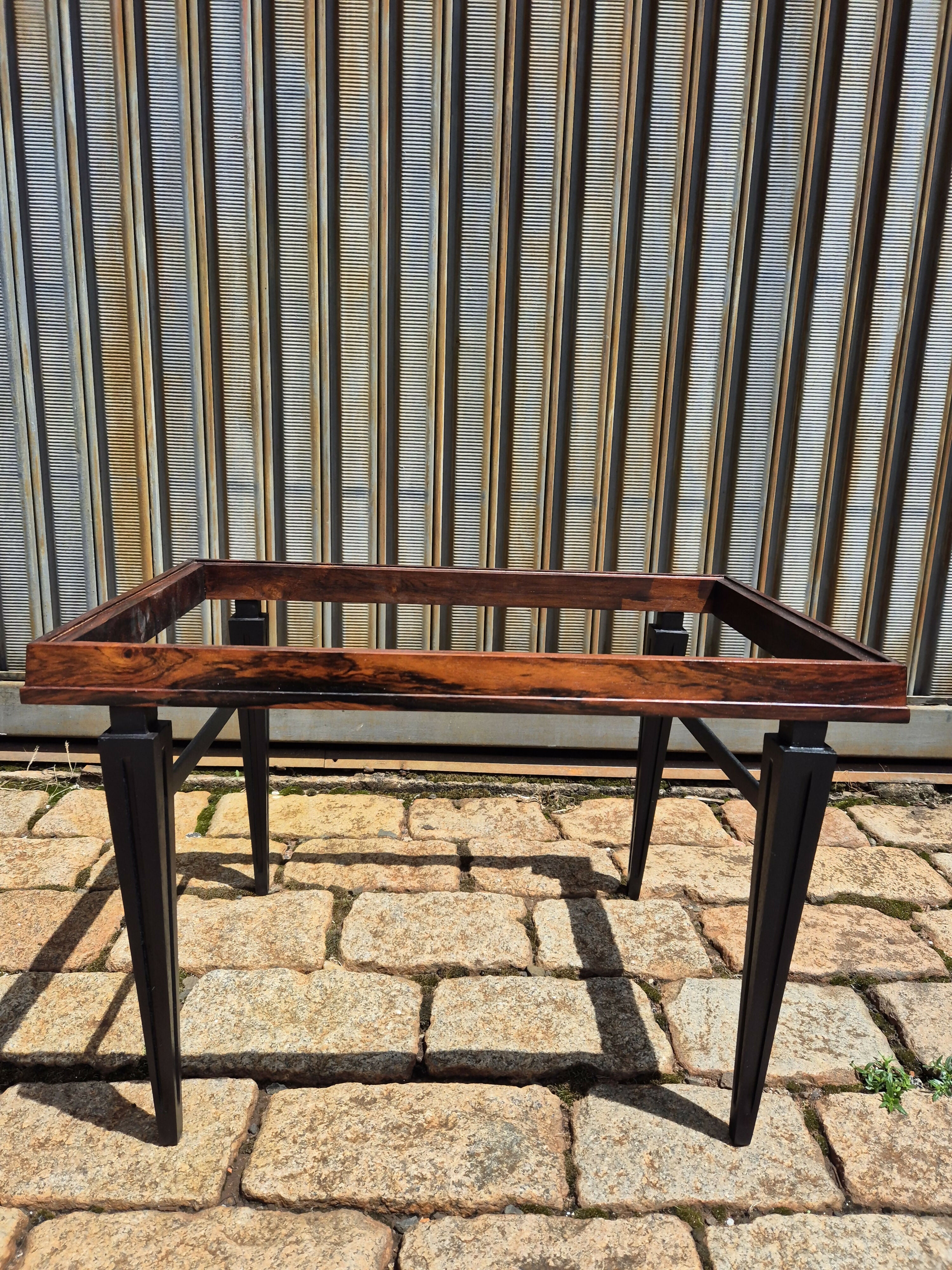 Par de Mesas laterais Cimo Jacarandá (tampo mármore ou vidro)