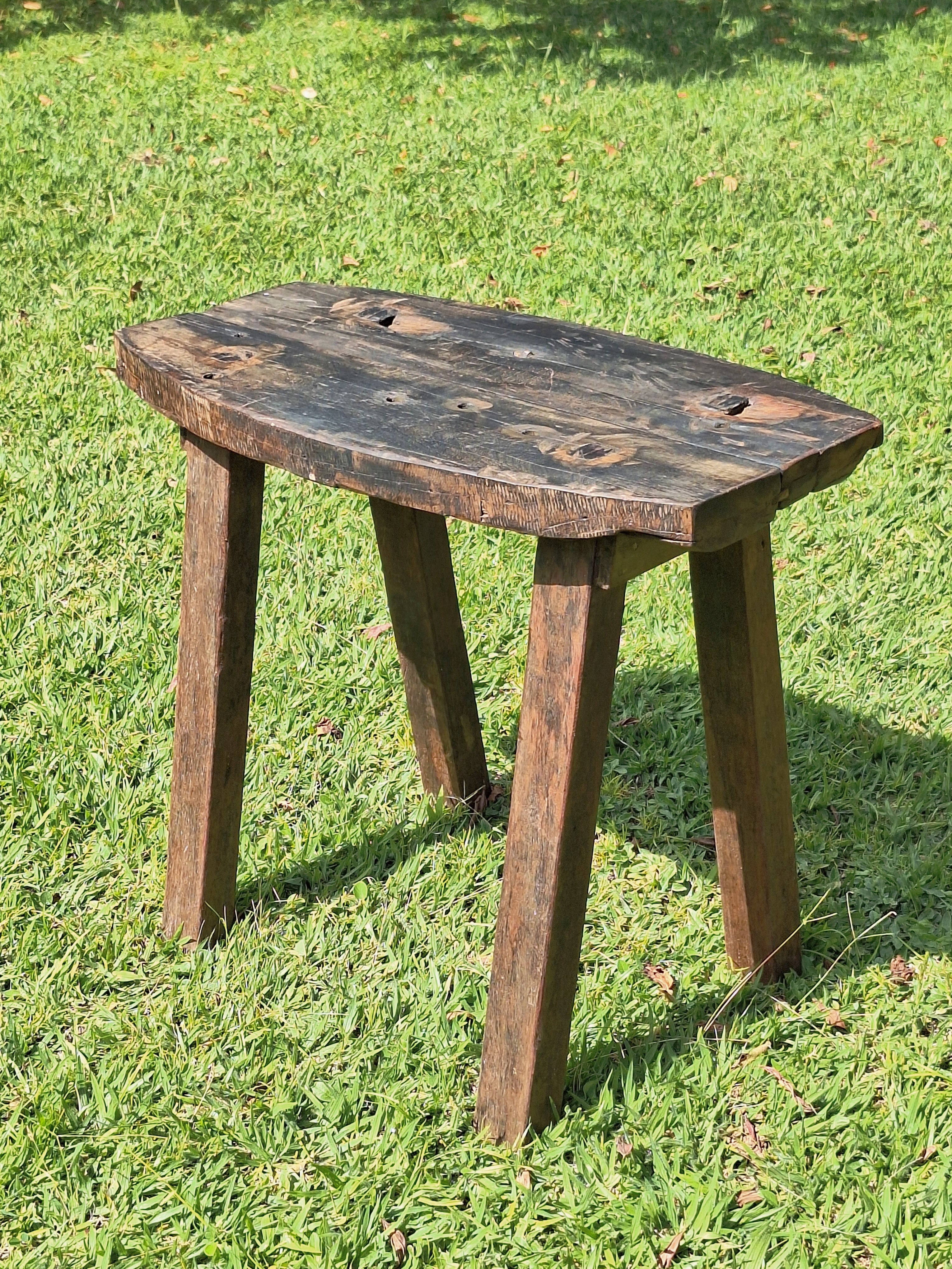 Mesa de Apoio Madeira Maciça Garimpo Mineiro