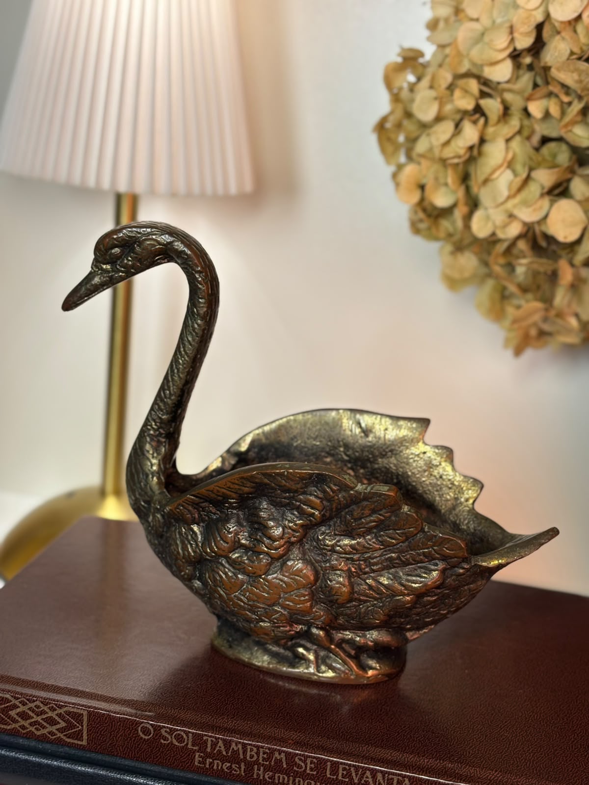 Cestinho Cachepot em Bronze com Pátina no Formato de Cisne 003