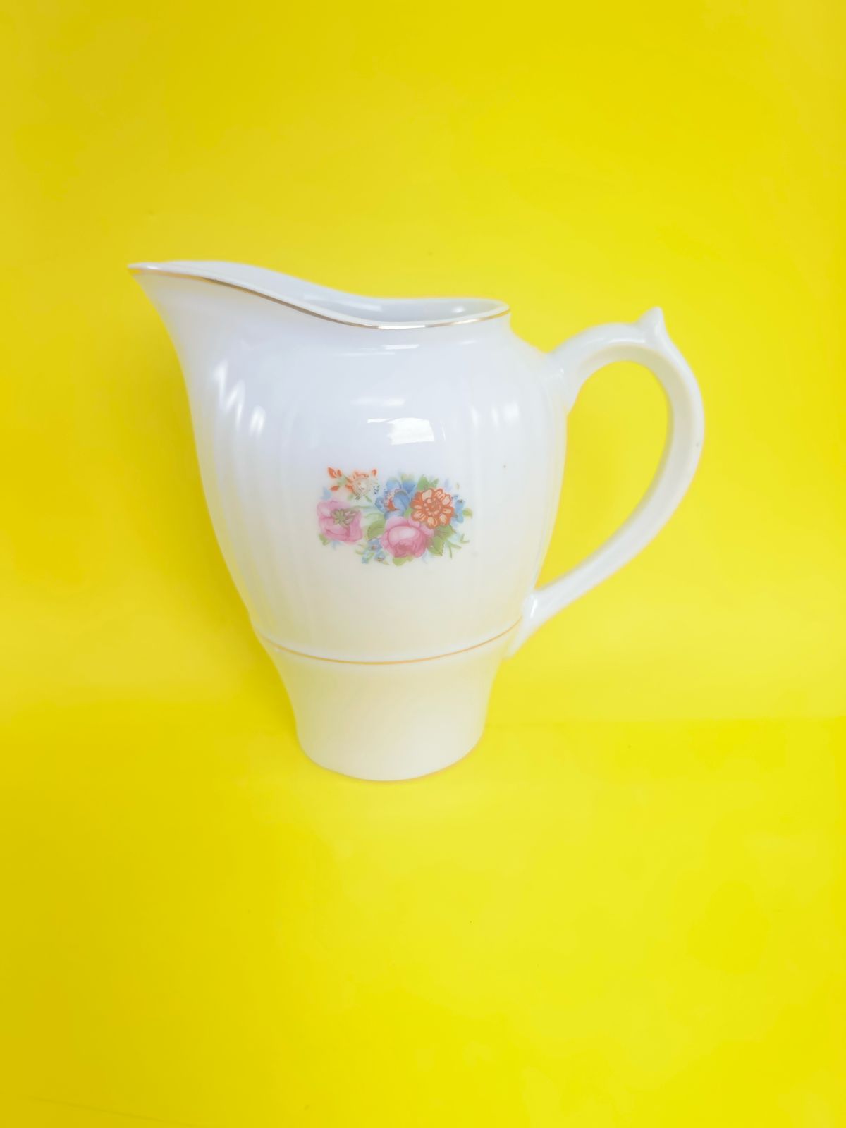 Bule e leiteira Porcelana Monte Alegre déc.1954