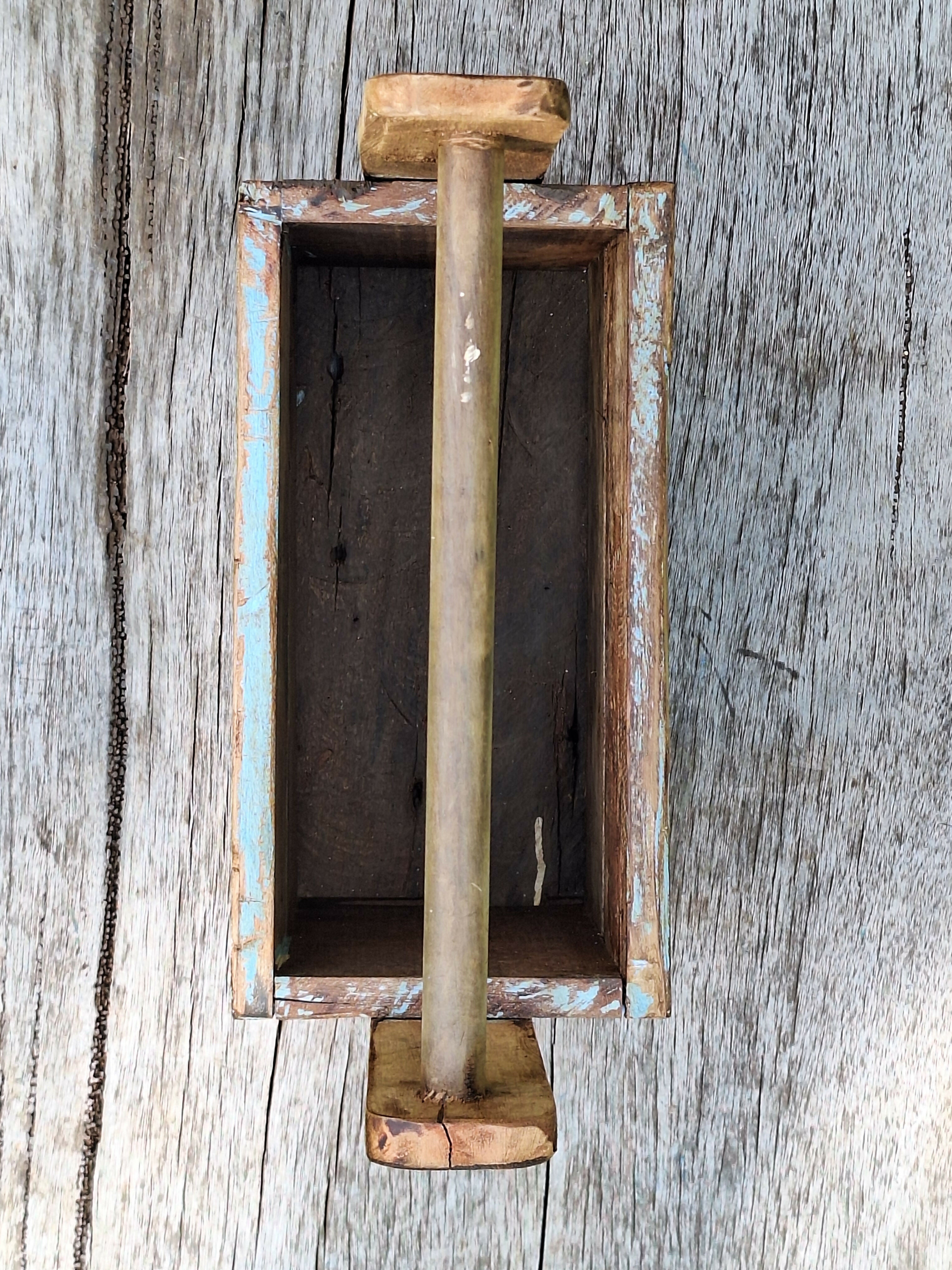 Caixa de Ferramenta Tinta Gasta Madeira Maciça Garimpo Mineiro