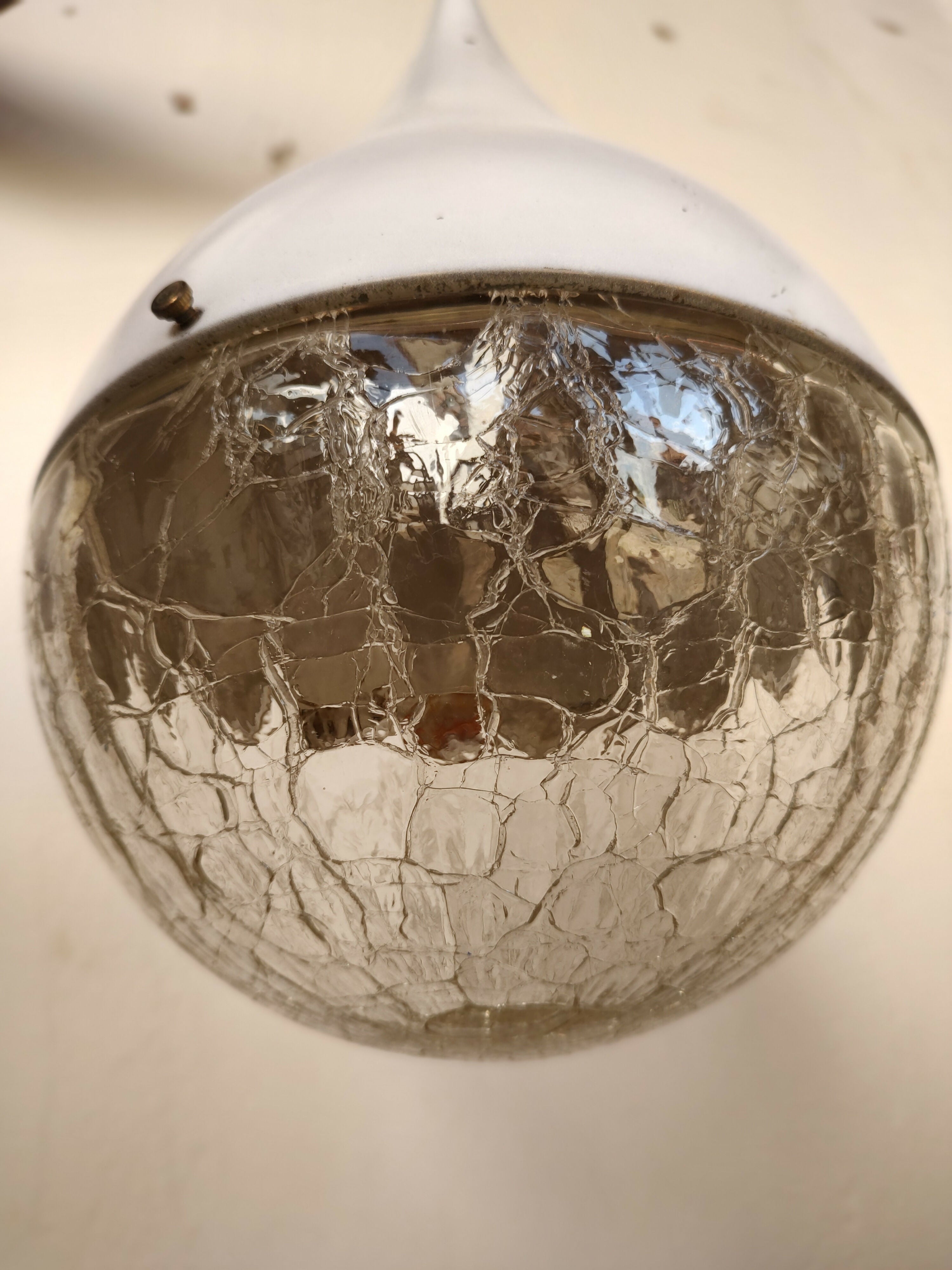 Antiga Luminária Pendente em Metal e Vidro texturizado em forma de gota