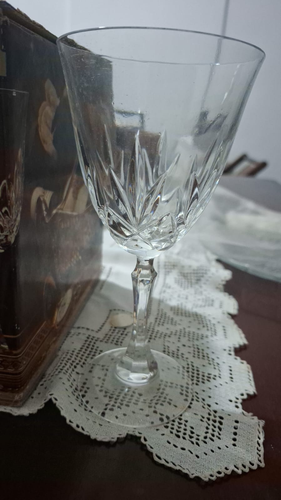Antigas Taças de Cristal na caixa 