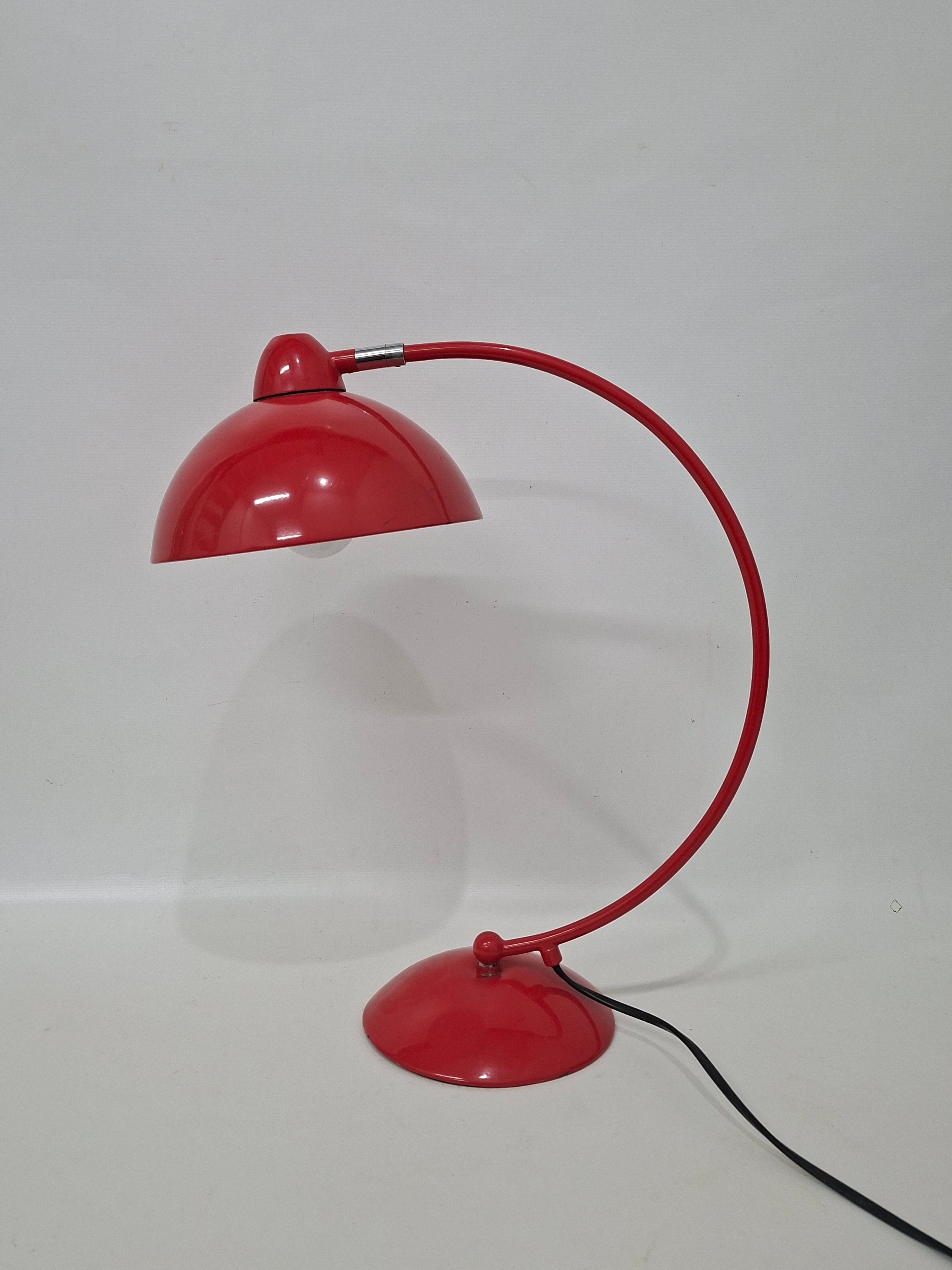 Luminária de Mesa Design Vermelha