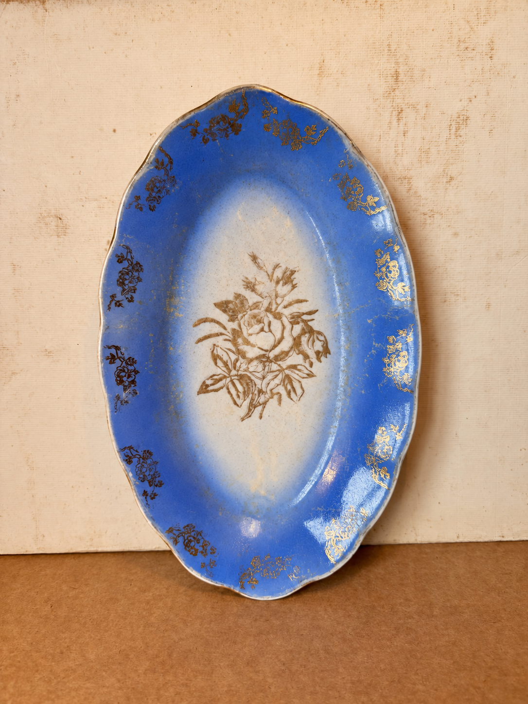 Travessa oval vintage em porcelana Barão do Rio Branco azul e dourada (DMCPS_658)