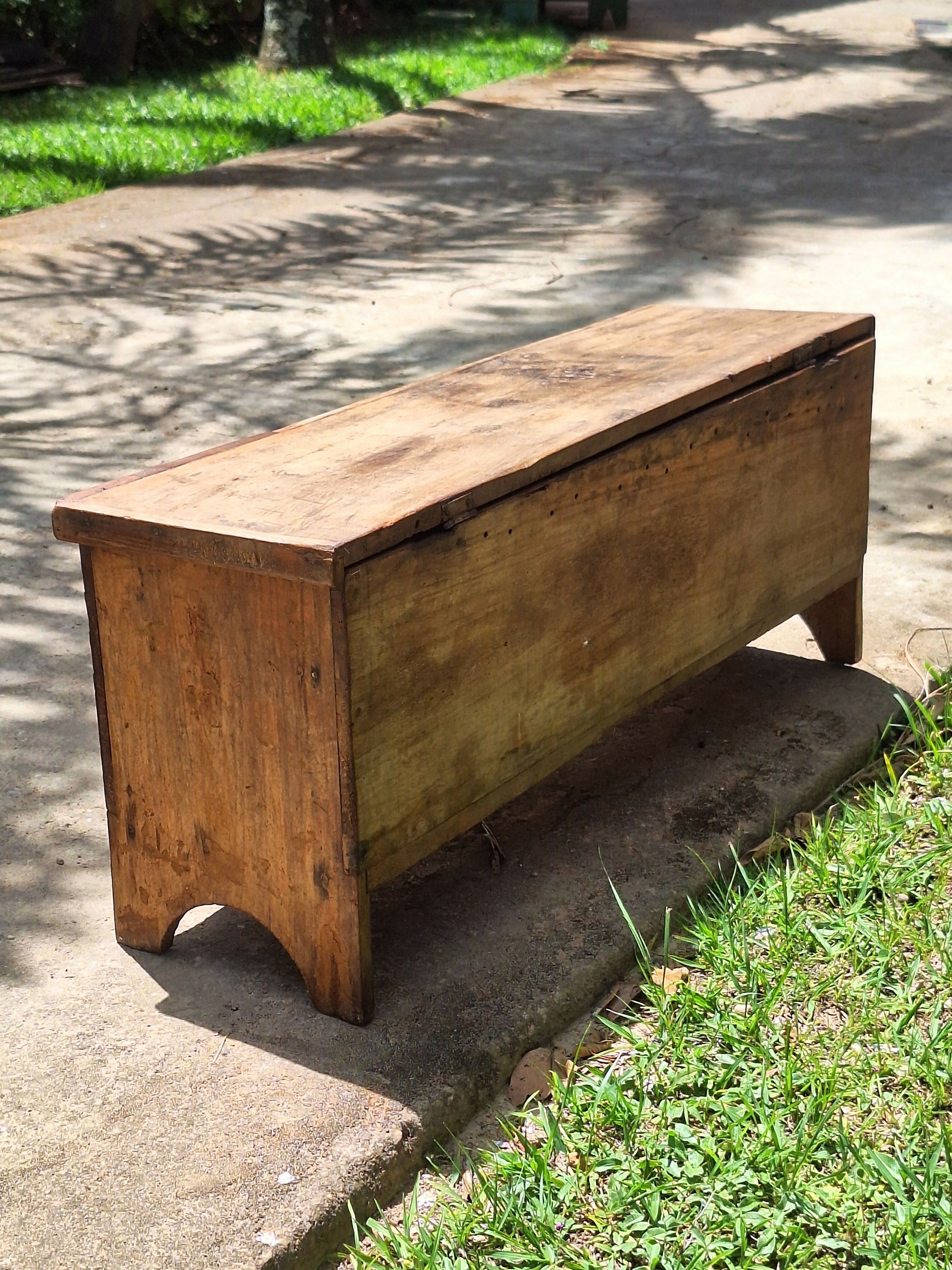 Baú Antigo Madeira Maciça Garimpo Mineiro