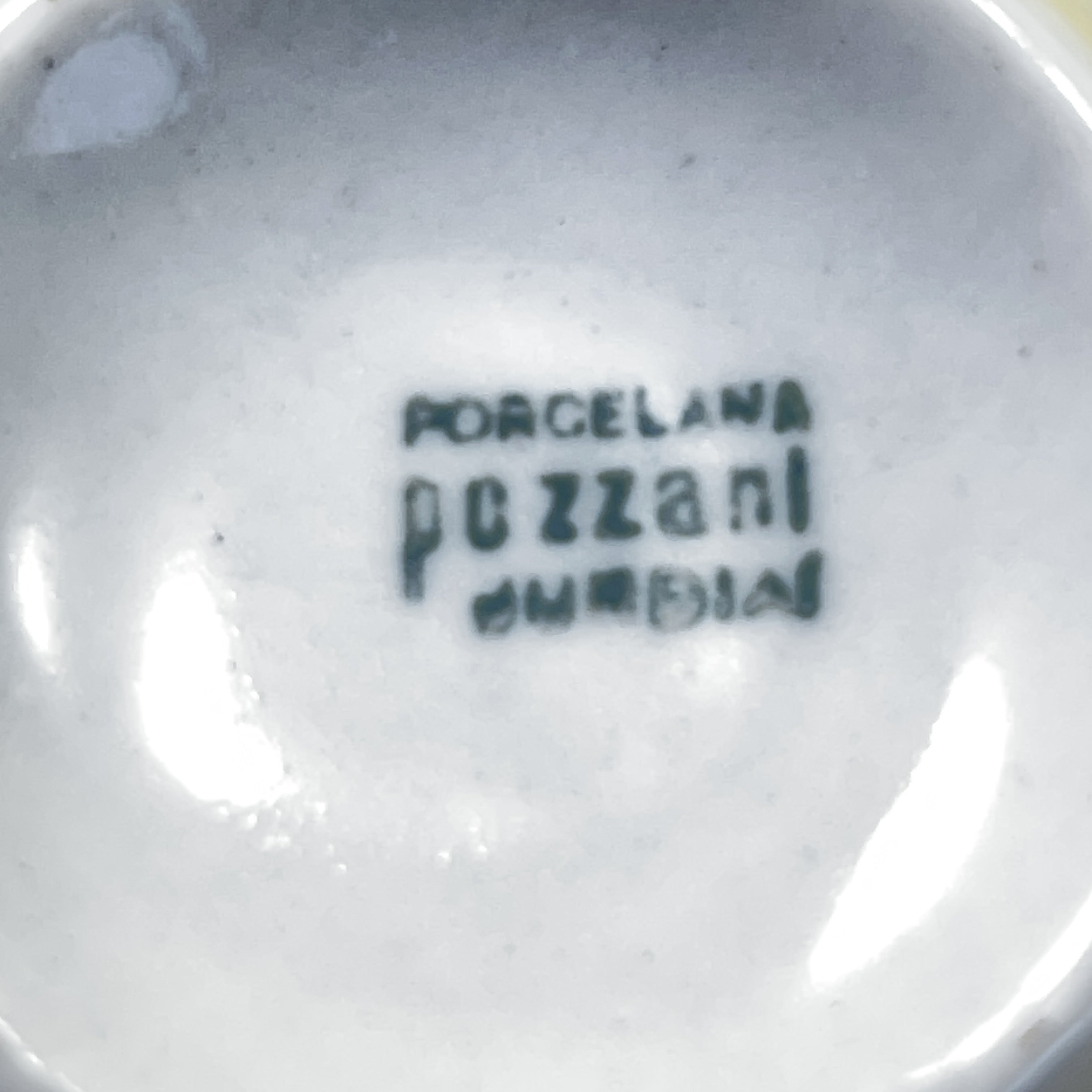 Porcelana Pozzani: Xícaras de chá sem pires