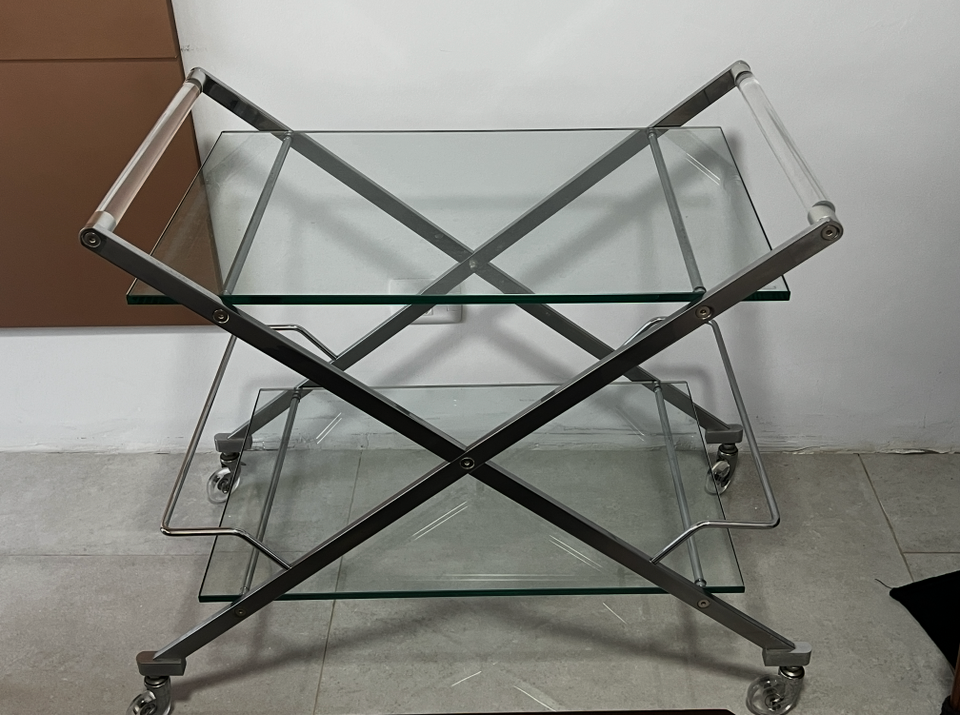 Carrinho de bebidas em vidro e inox