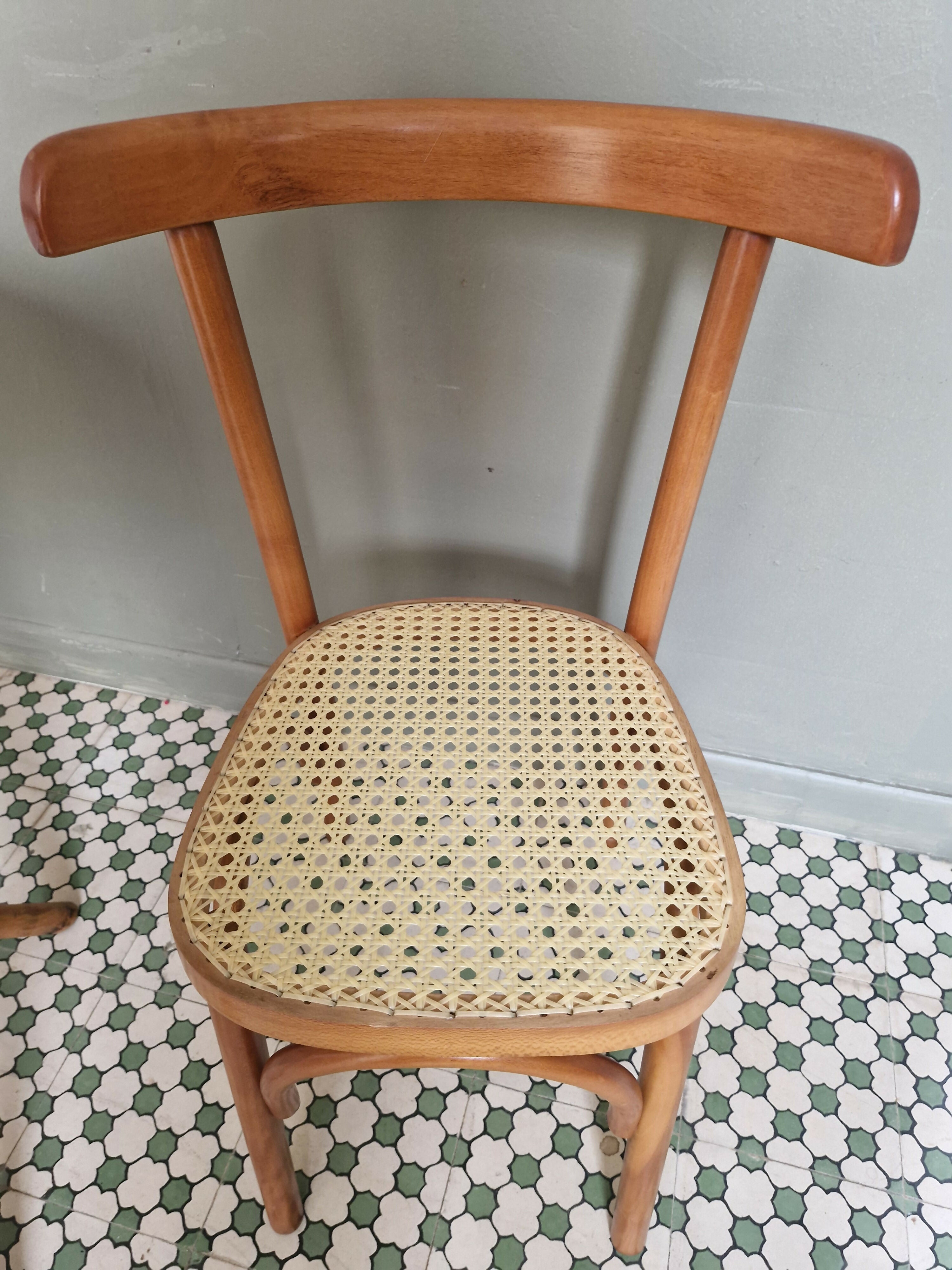 Jogo de Mesa e Cadeiras Thonart