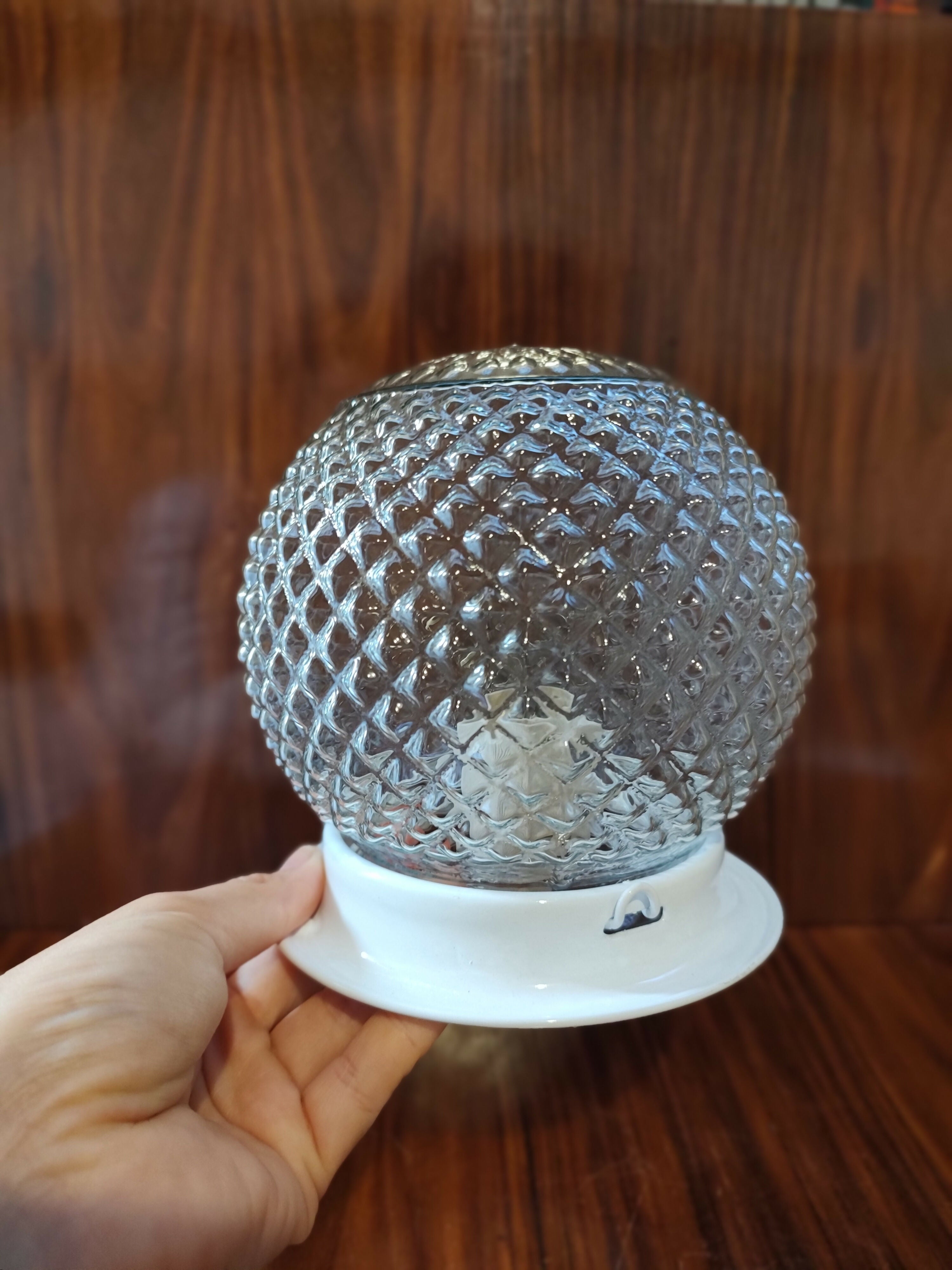 Antiga Cúpula / Lustre / Luminária Bola em vidro texturizado com bocal e plafon novos (valor unitário)