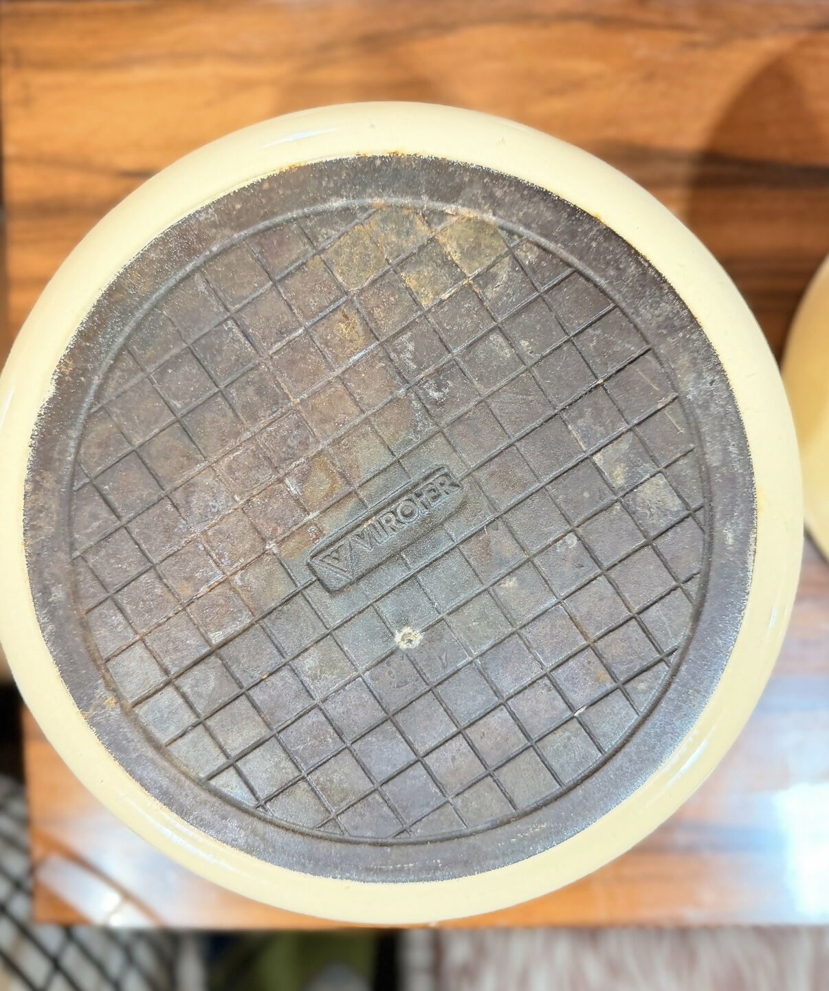 Panelas antiga de ferro esmaltado