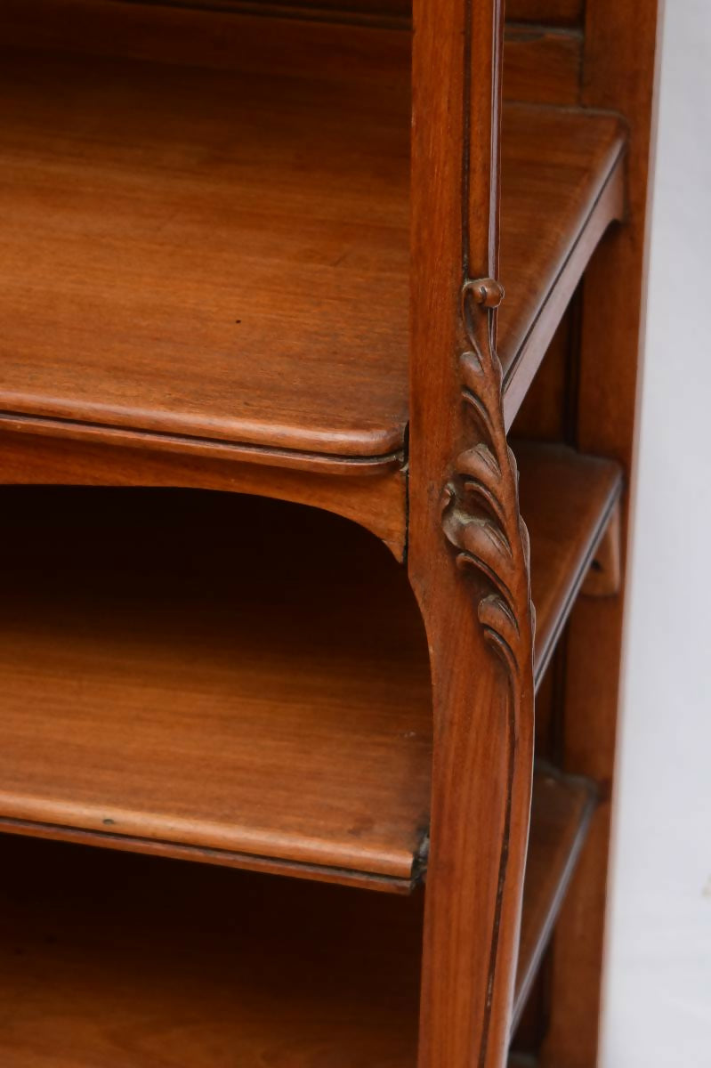Estante Esculpida Art Nouveau